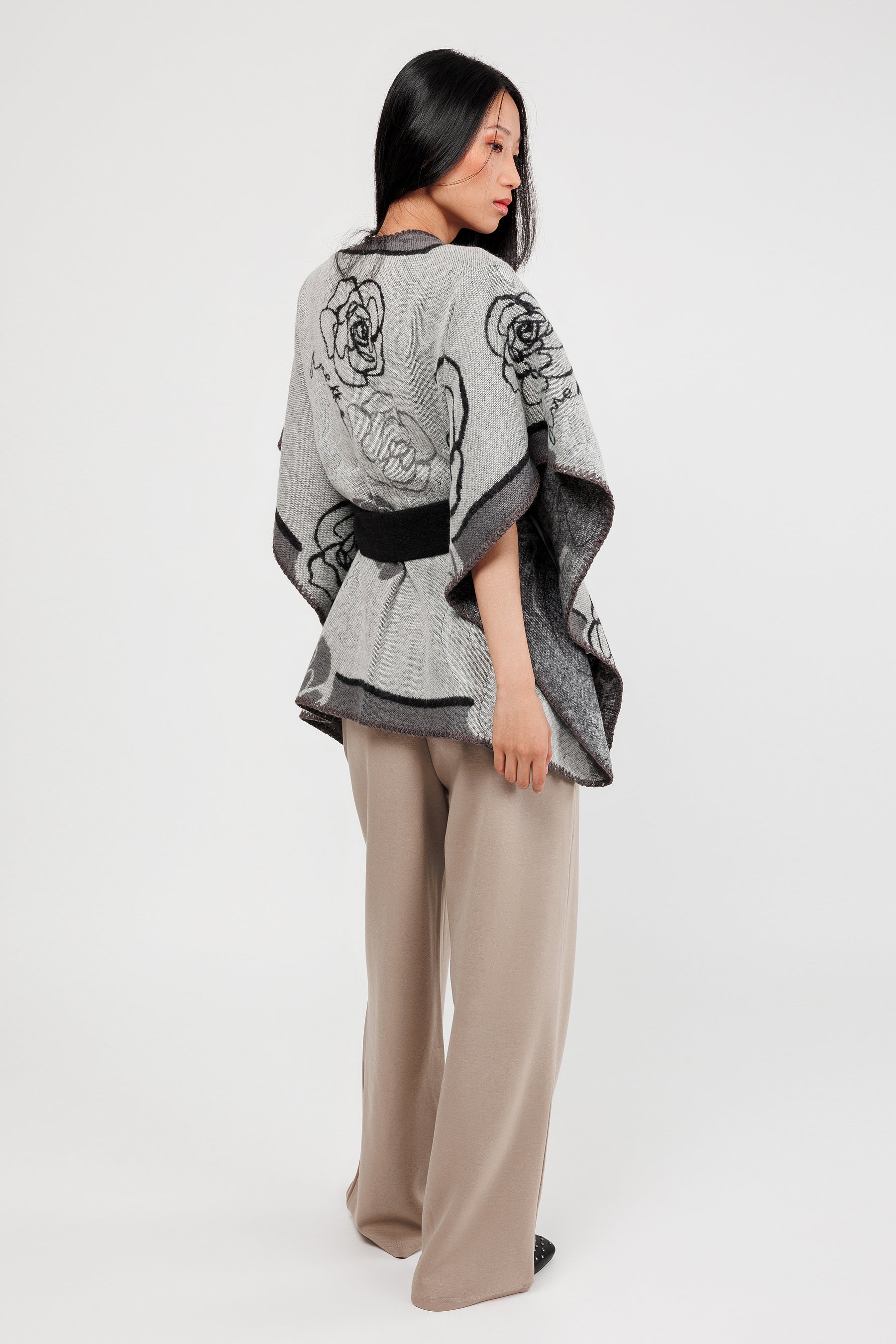 Black & beige belted poncho