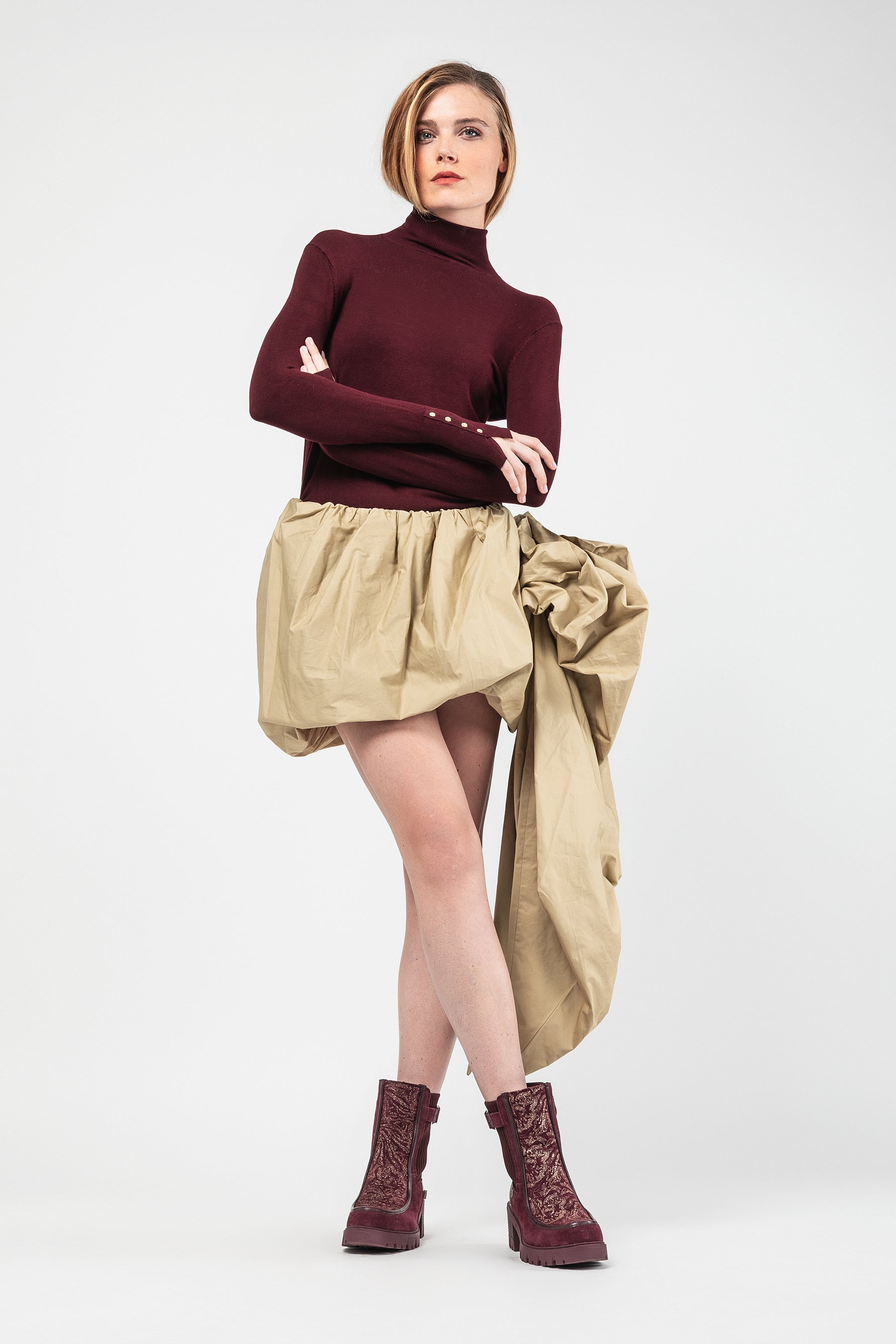 Manifesto burgundy ankle boot