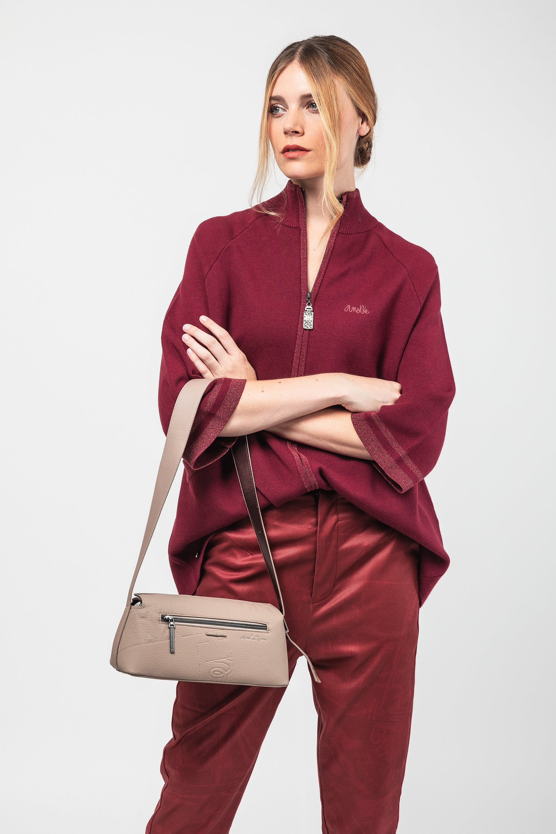 Evolution elongated medium bag