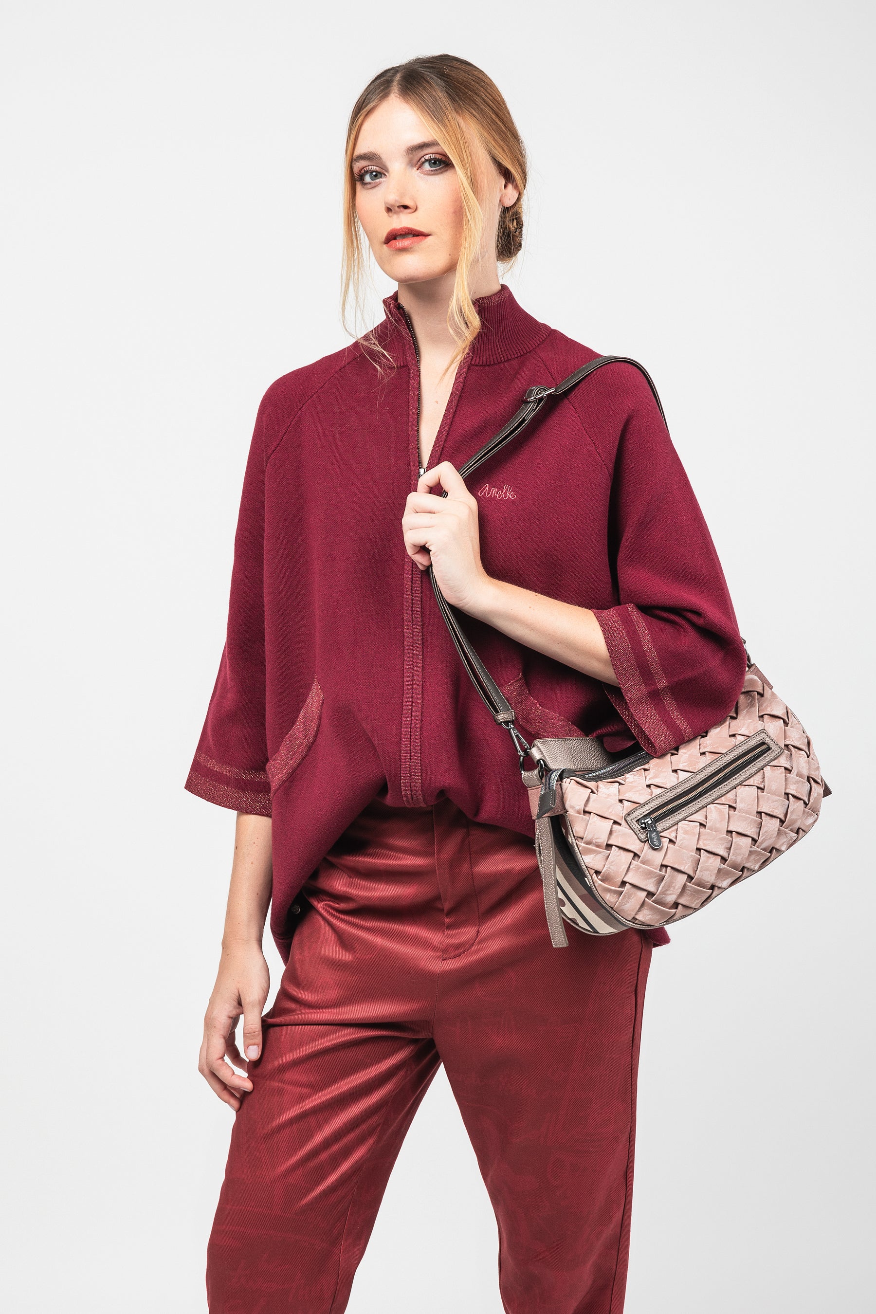 Parisian oval shoulder bag