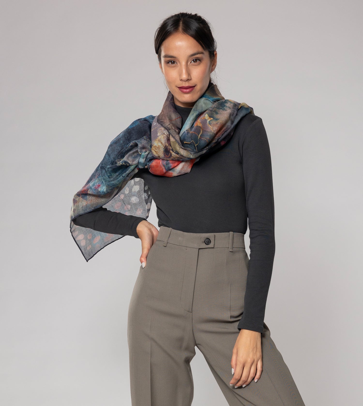Palette reddish scarf