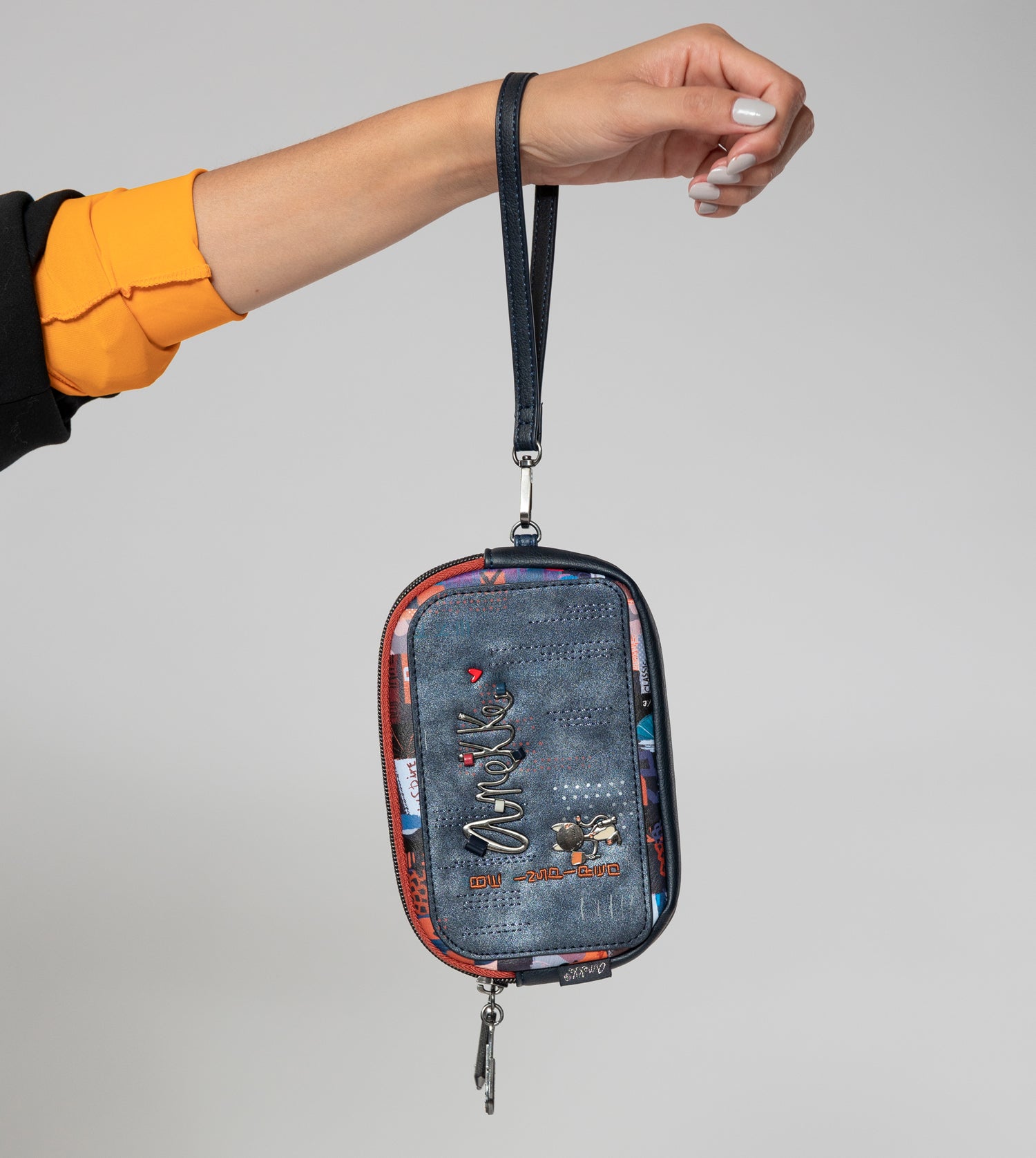 Kyomu carryall wallet