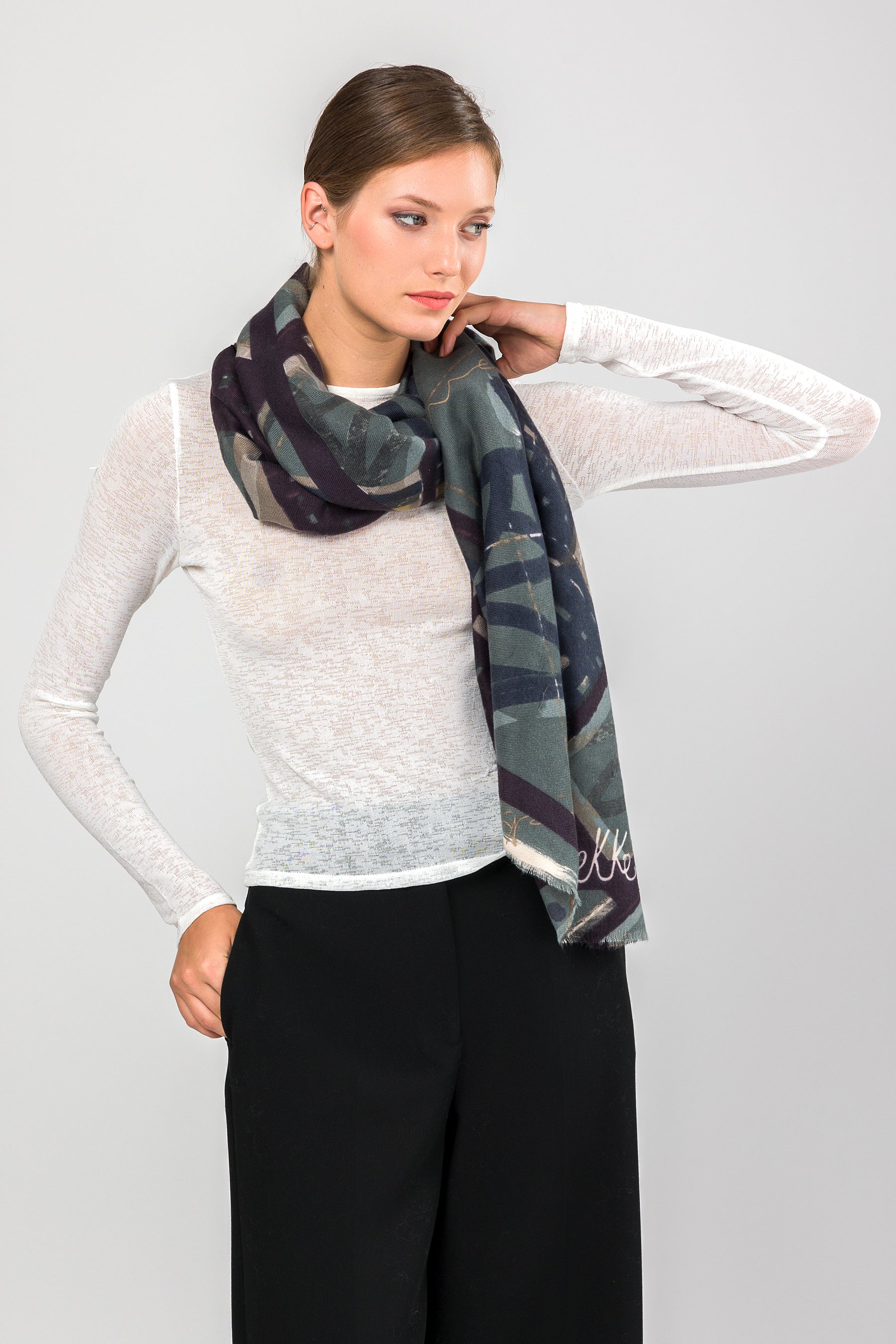 Blue printed pashmina