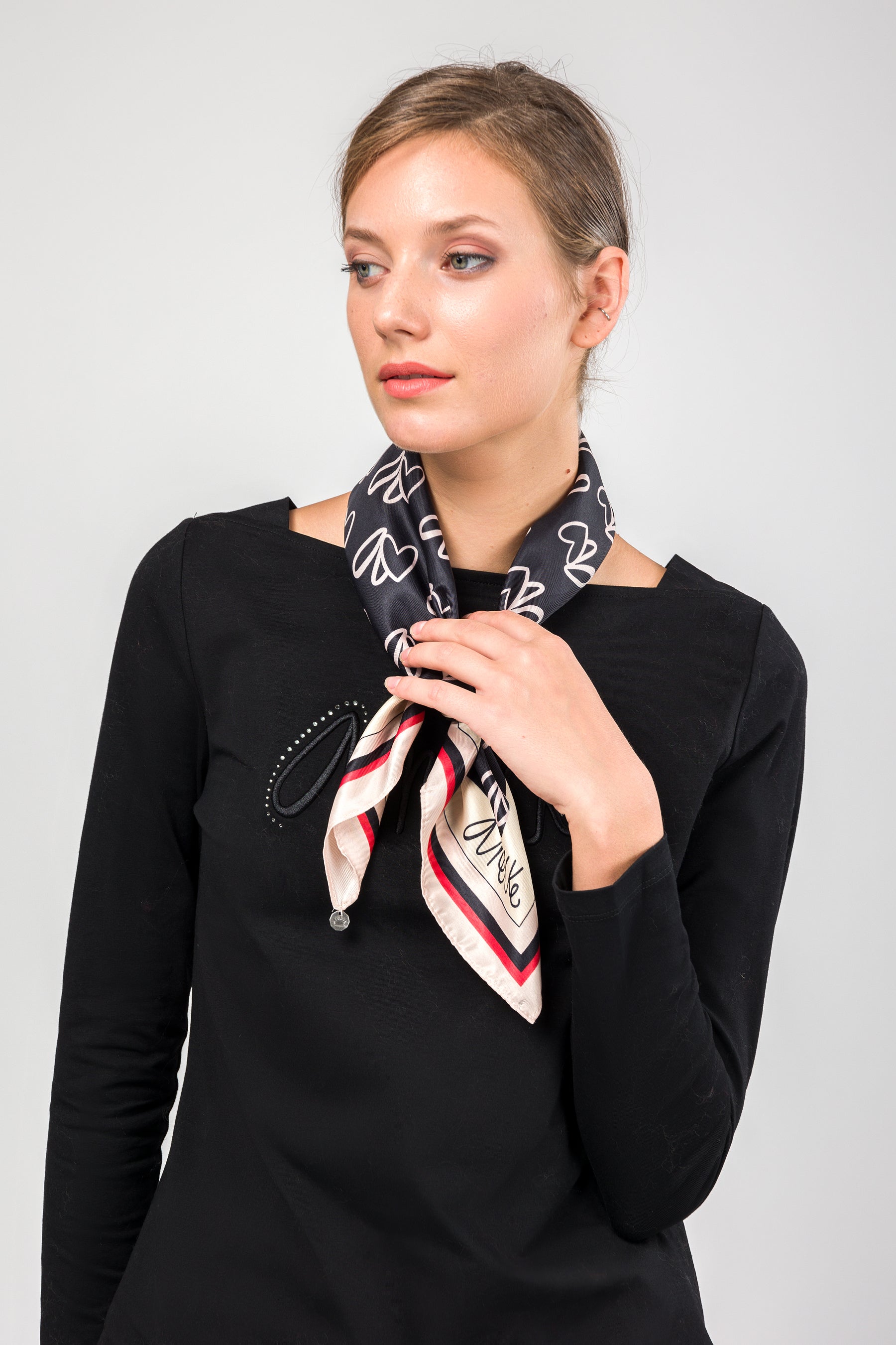 Square scarf