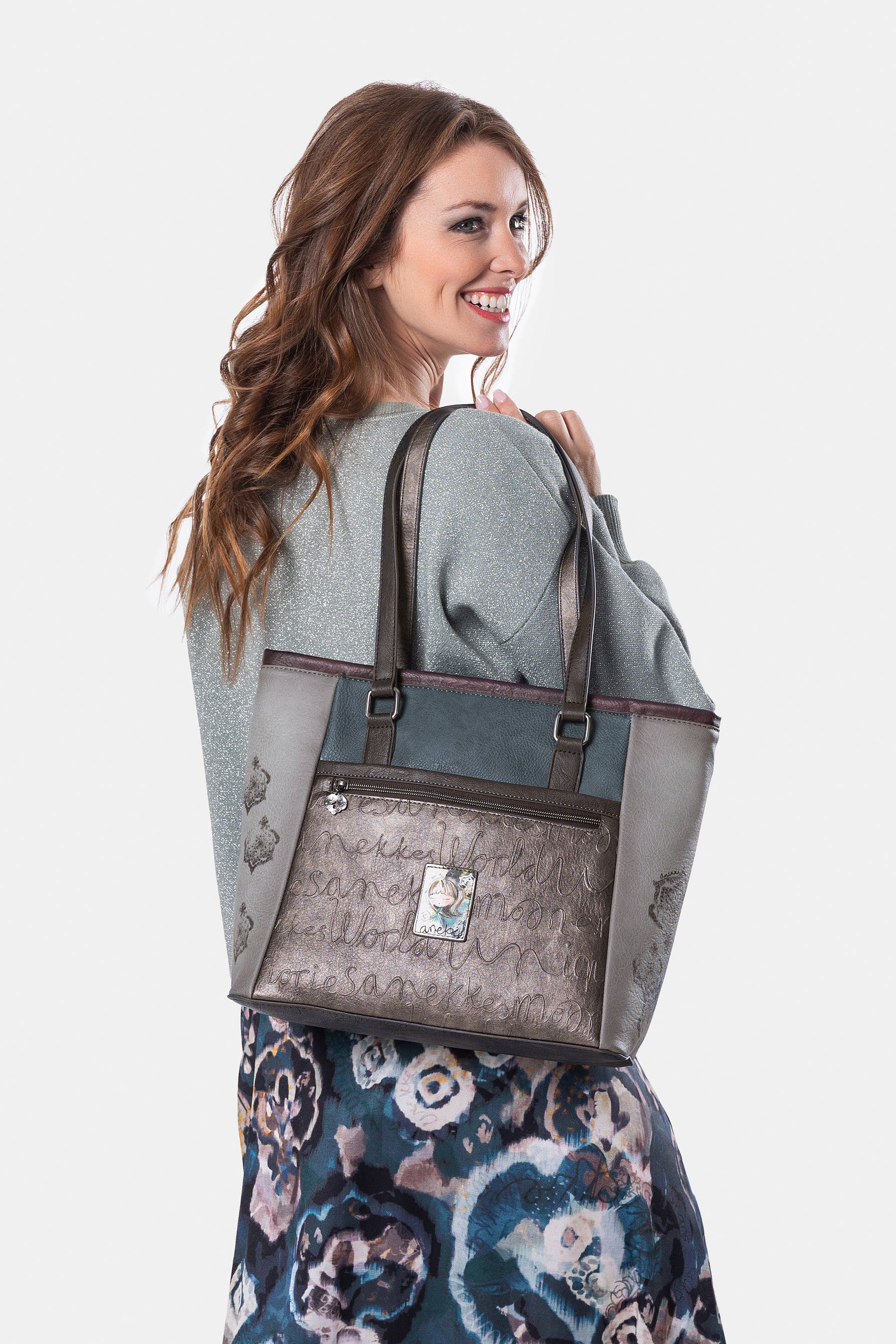 Manifesto large tote bag