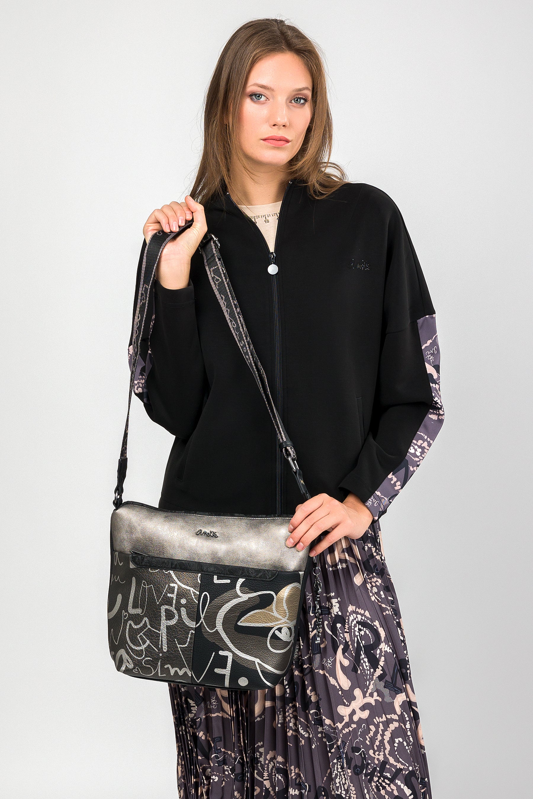Nature Koko large crossbody bag with front pocket