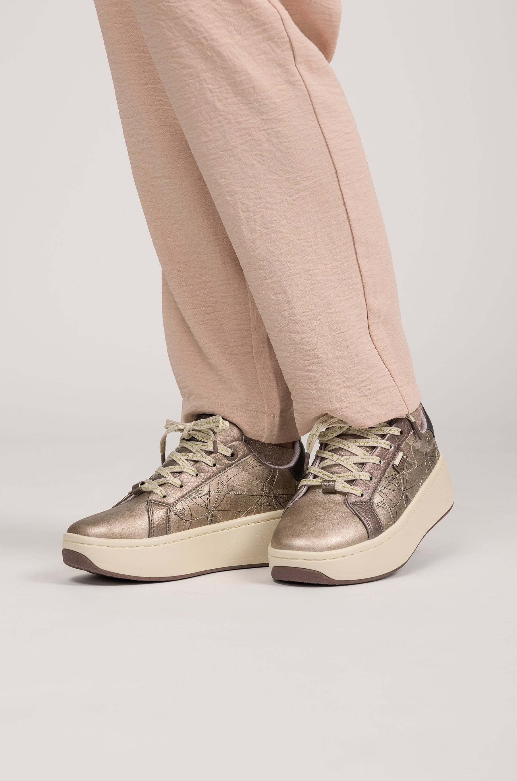 Copper sneakers