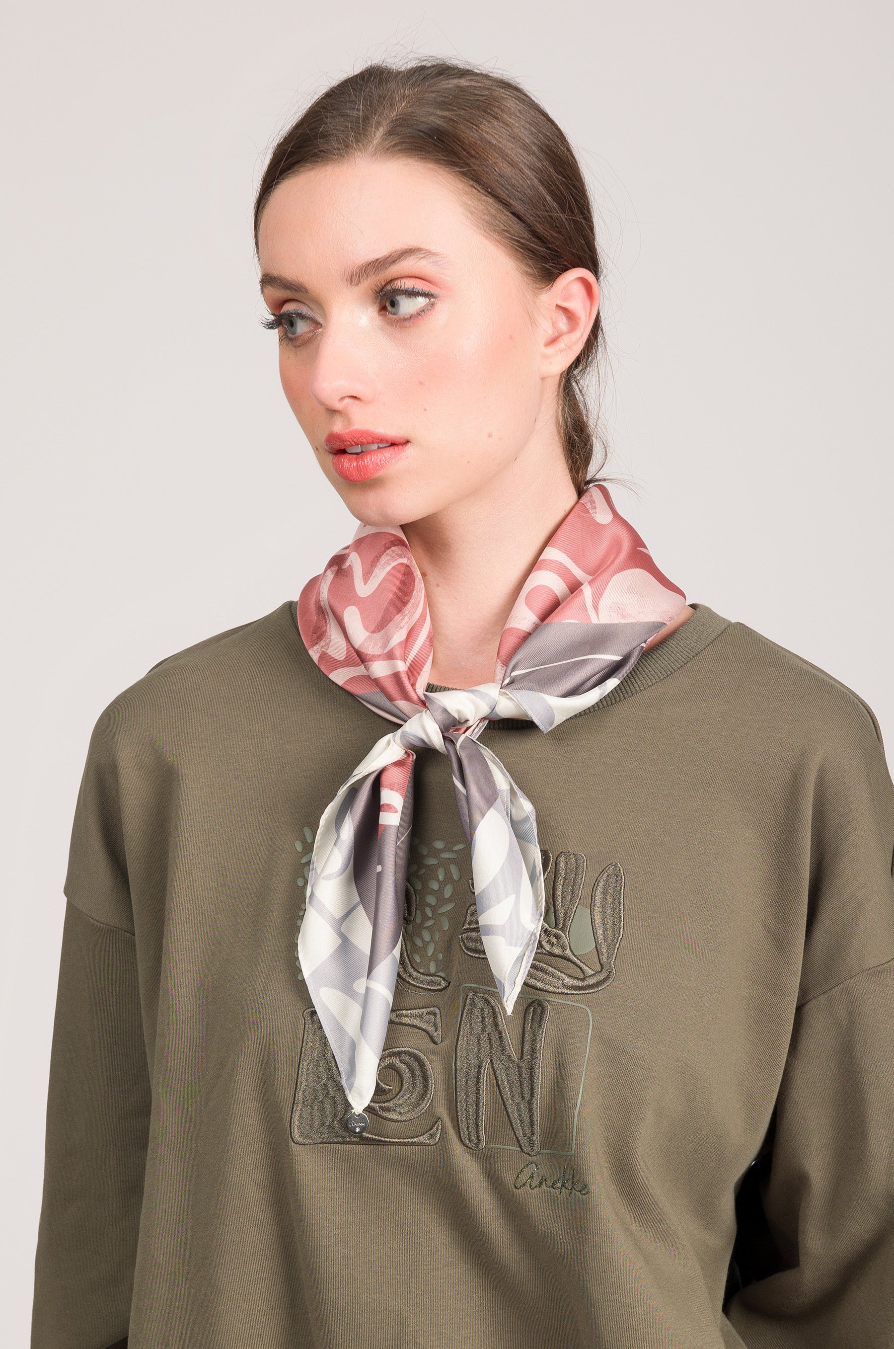 Square scarf Muse