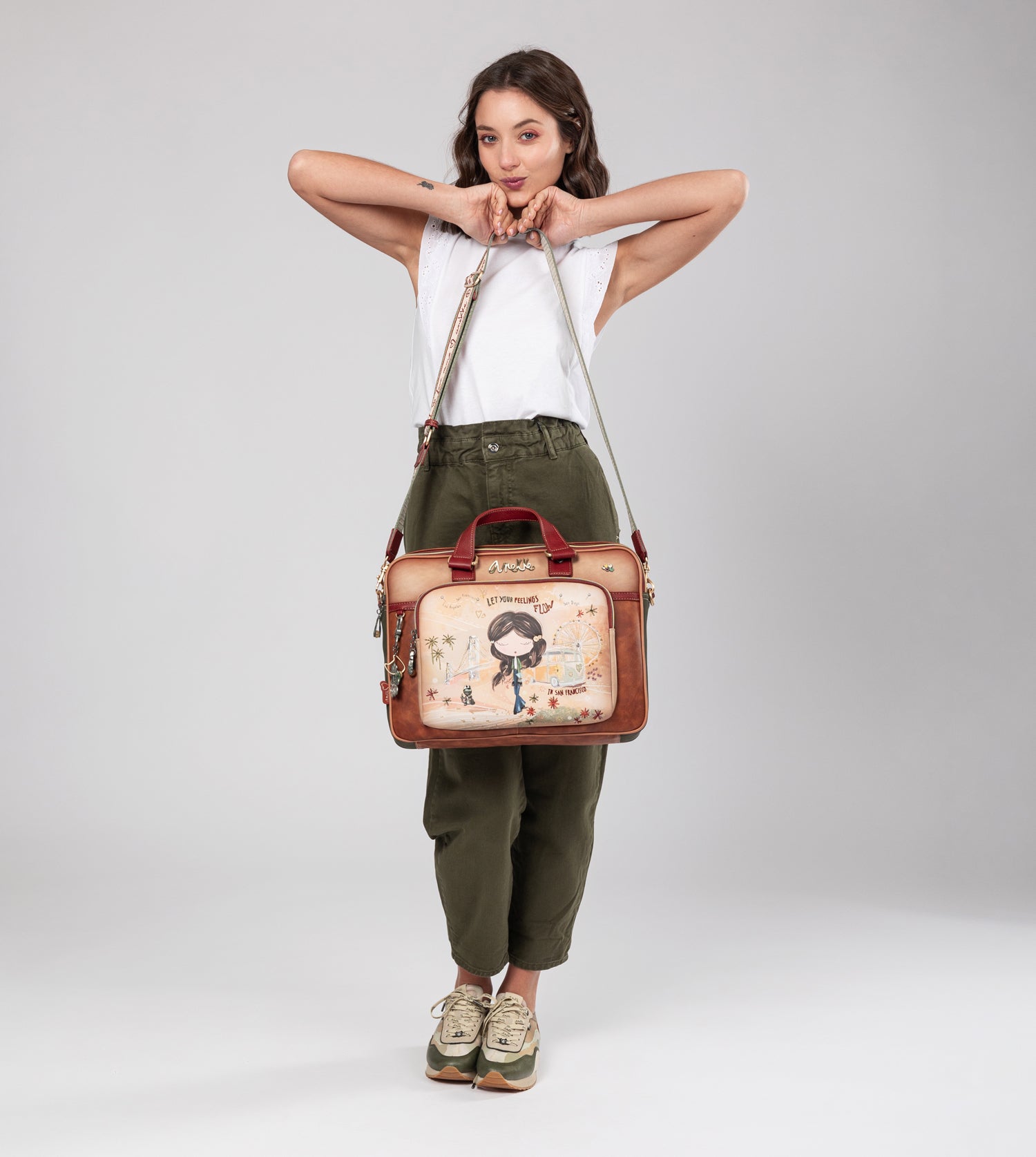 Peace & Love camel briefcase