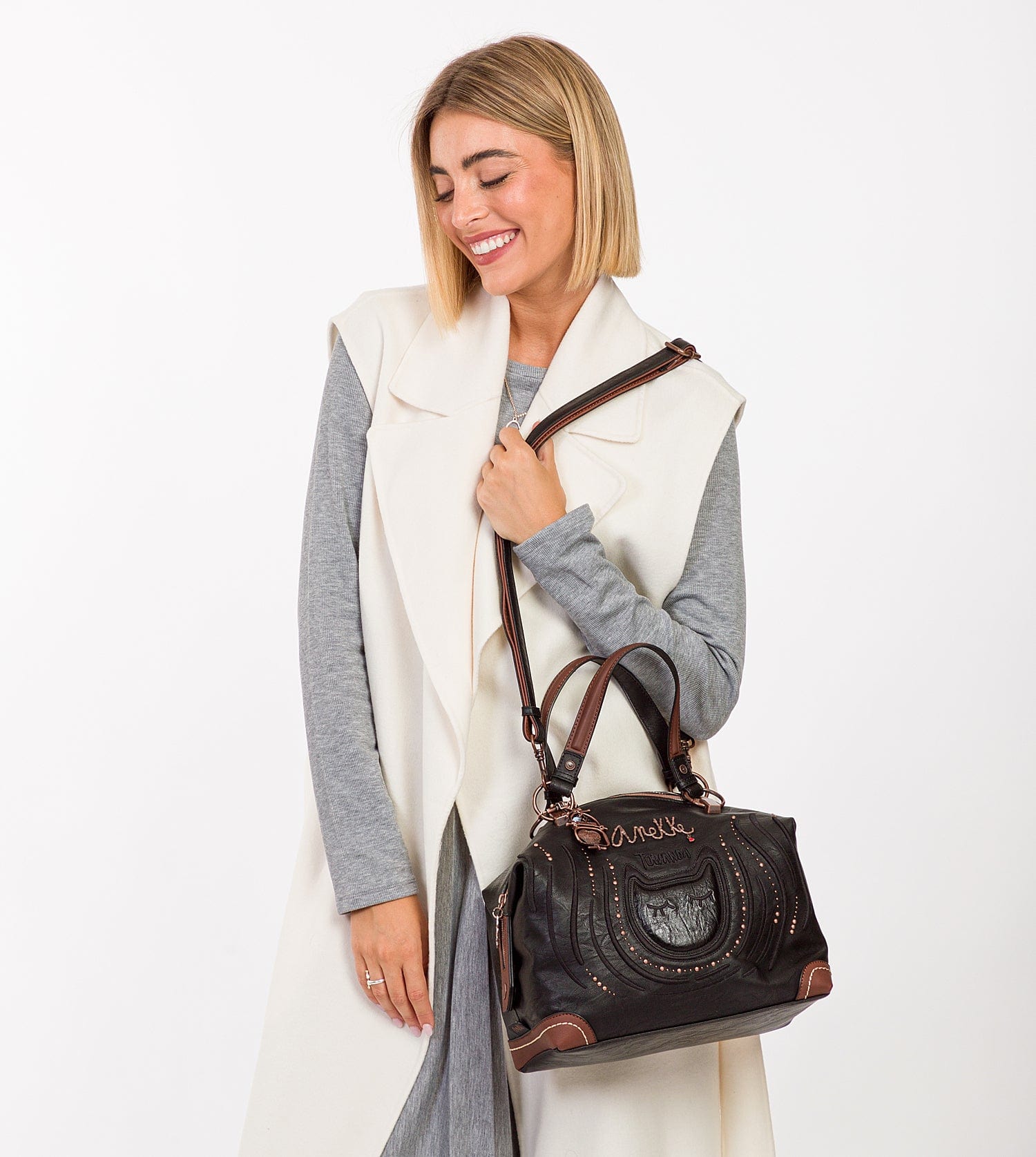 Wild black bowling bag