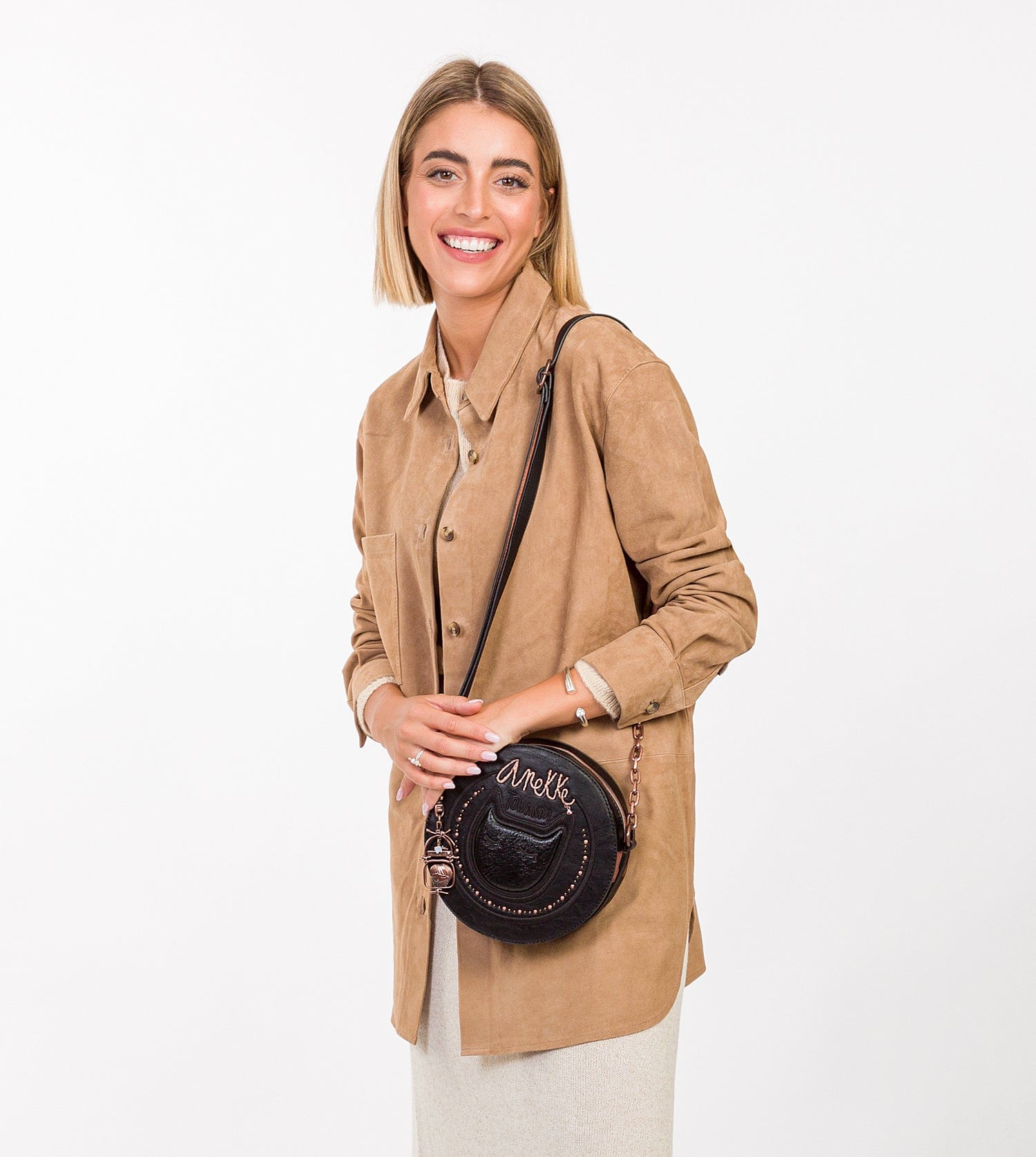 Wild round shoulder bag