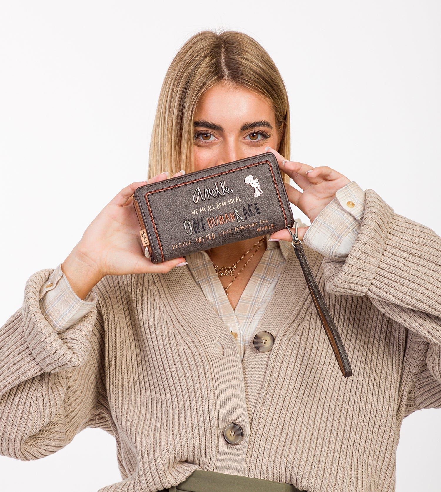 Respect large wallet