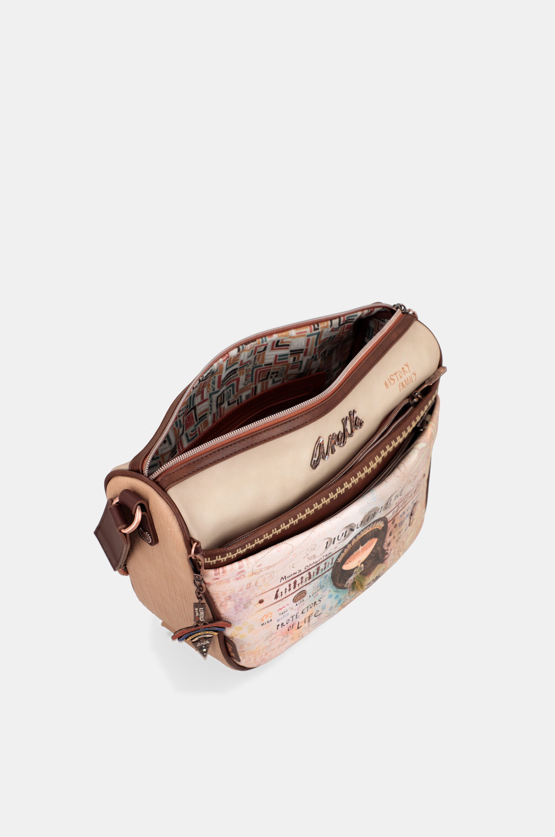 Menire large crossbody bag with pockets