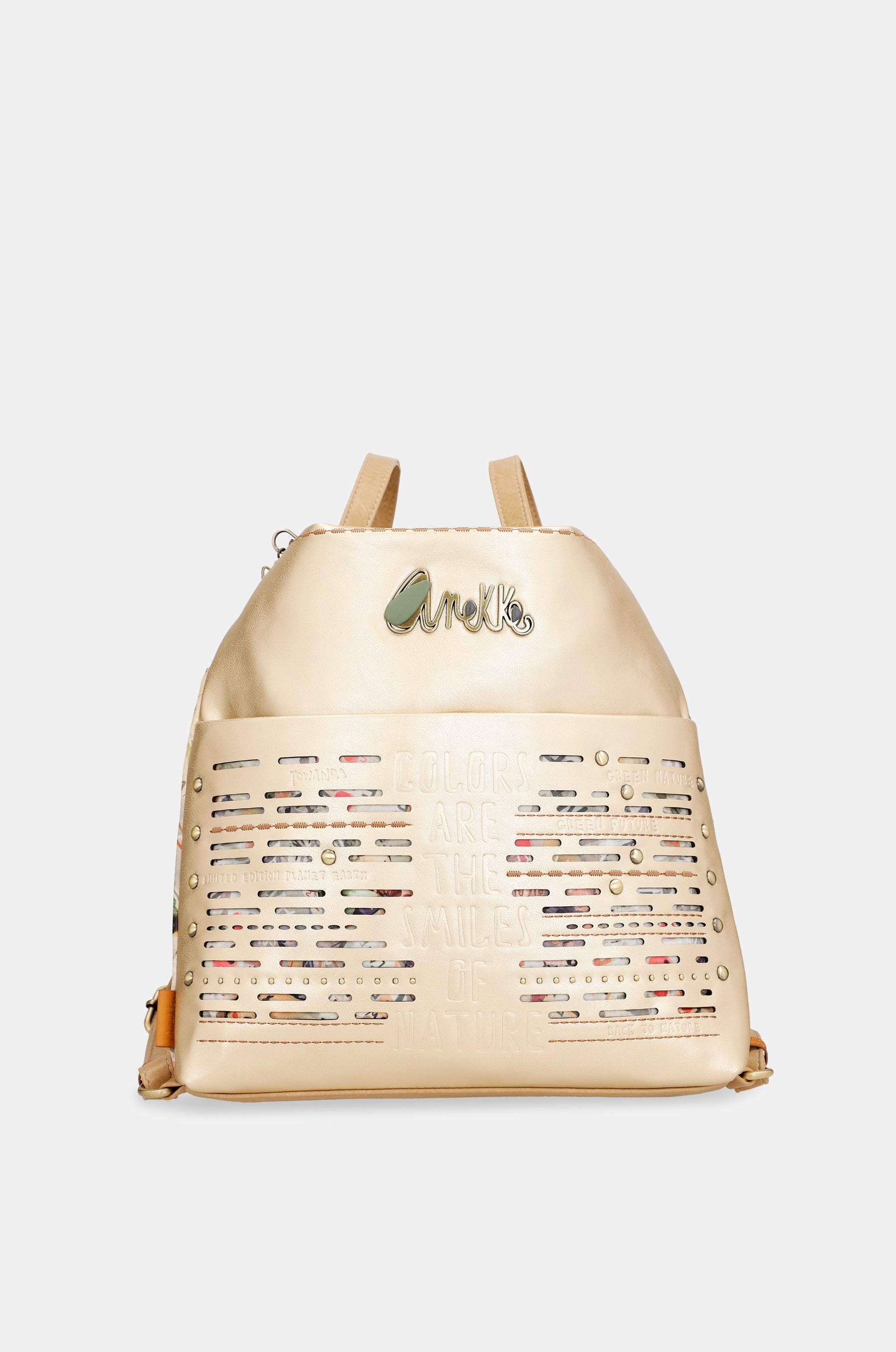 Nature Pachamama convertible golden bag into a rucksack
