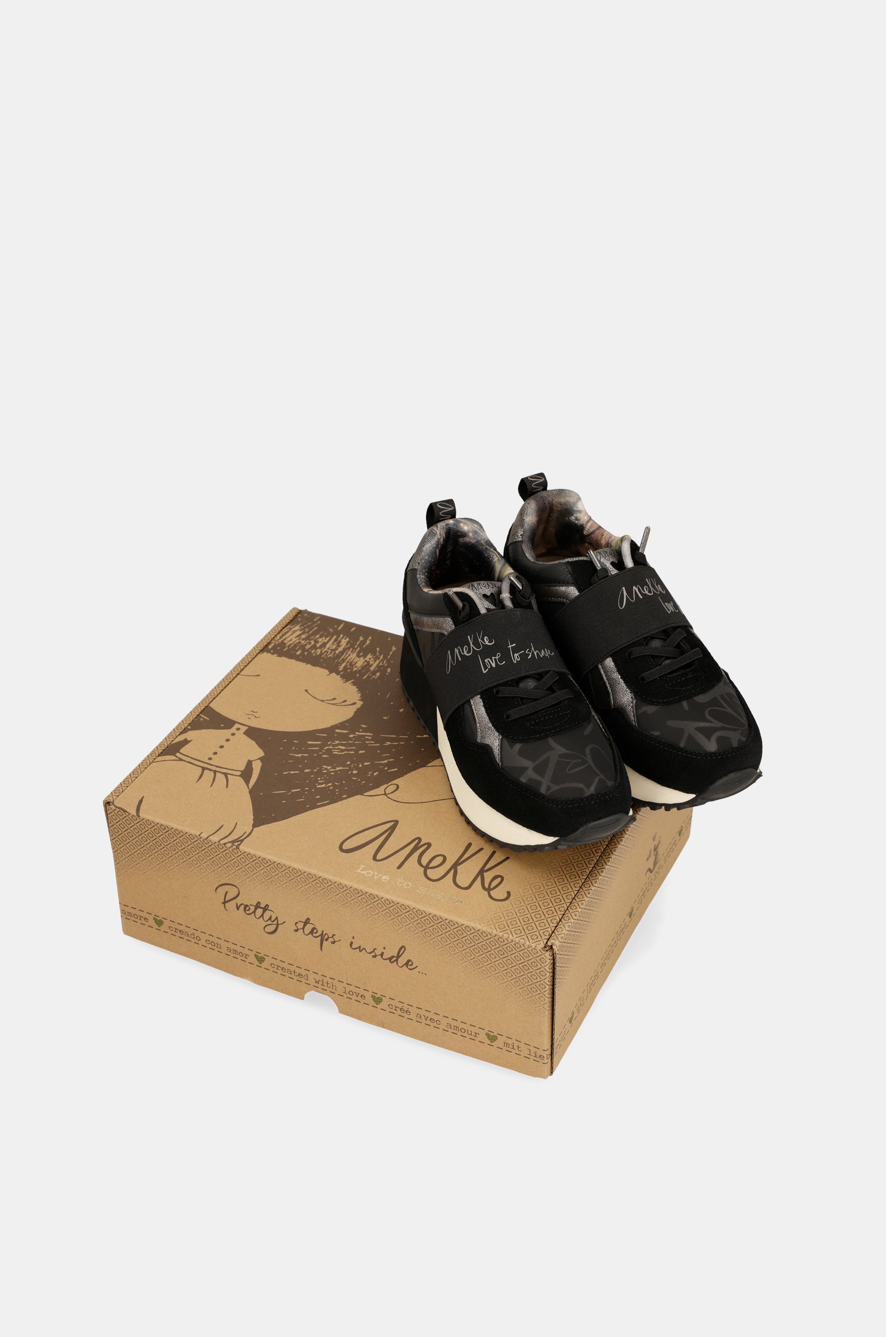 Urban black sneakers