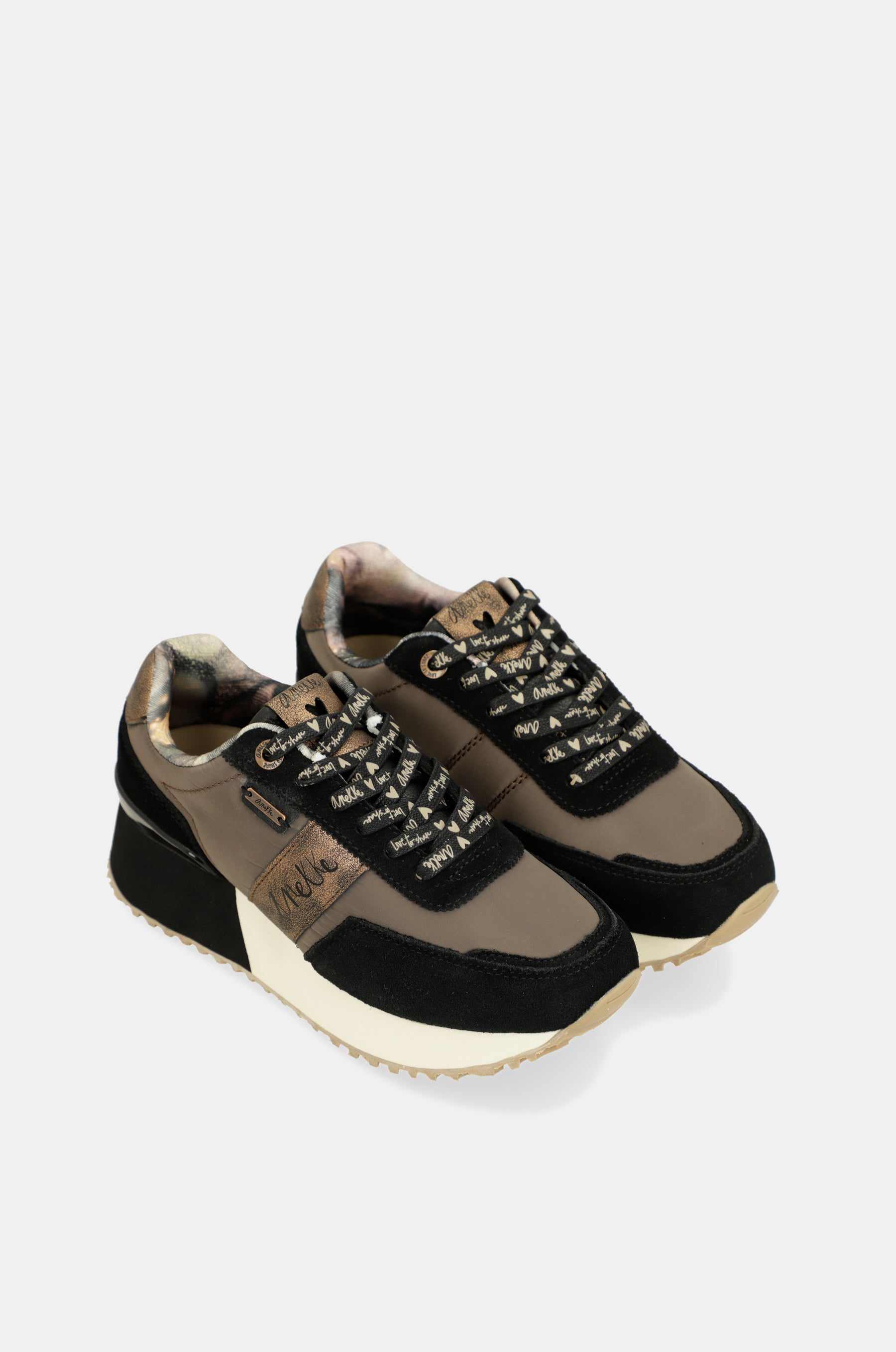 Urban brown sneaker