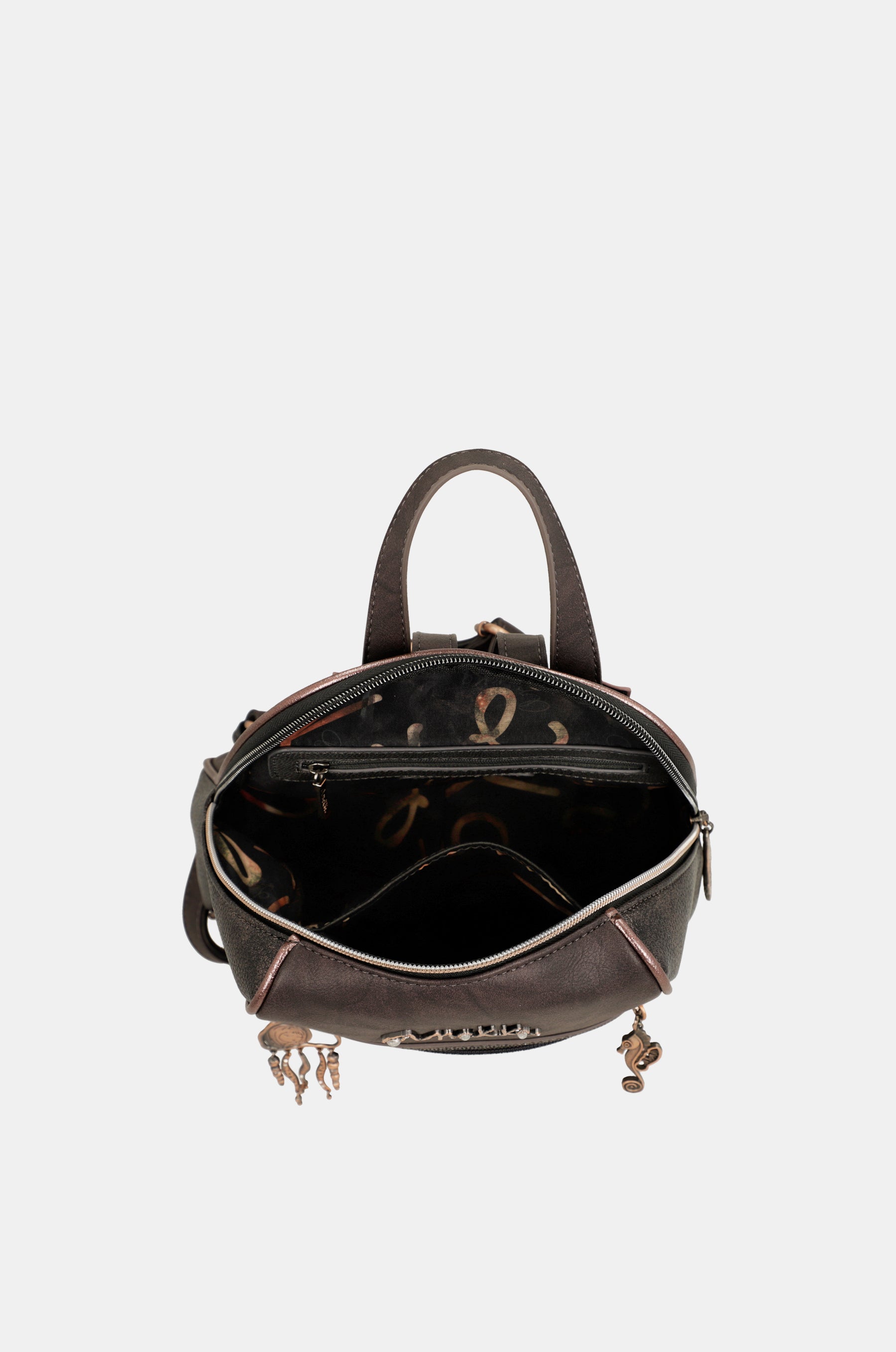 Land medium backpack