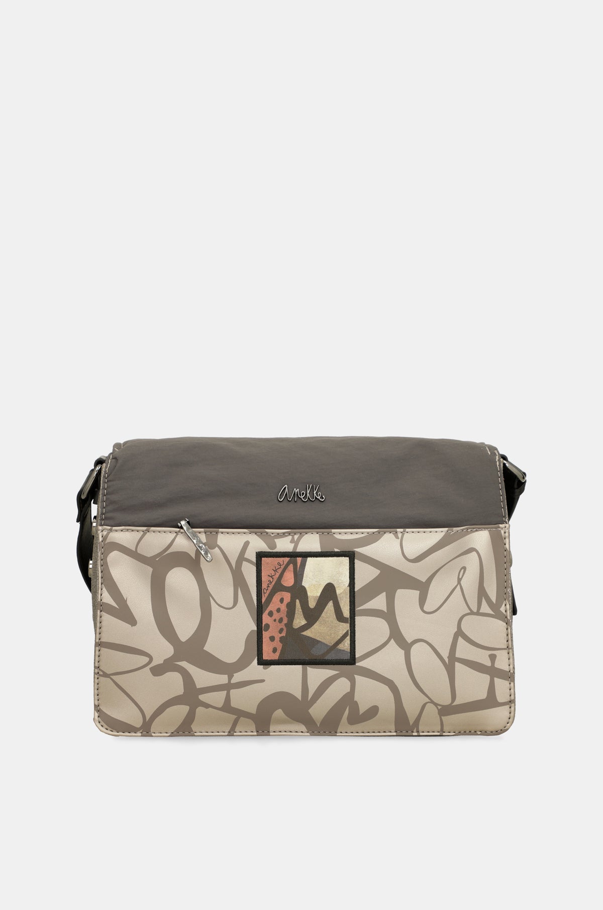 Imaginary flap bag