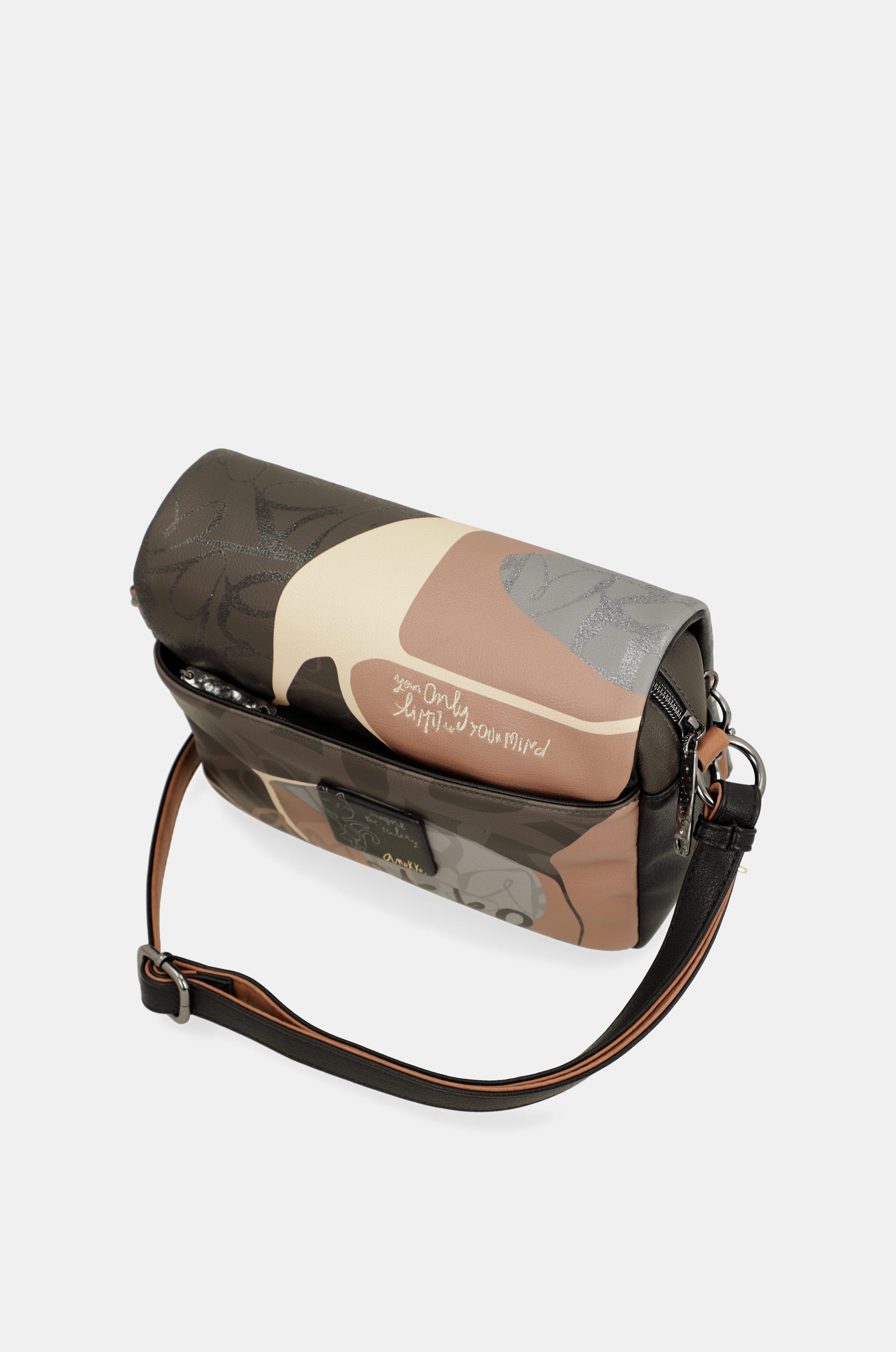 Heartbeat crossbody bag with flap