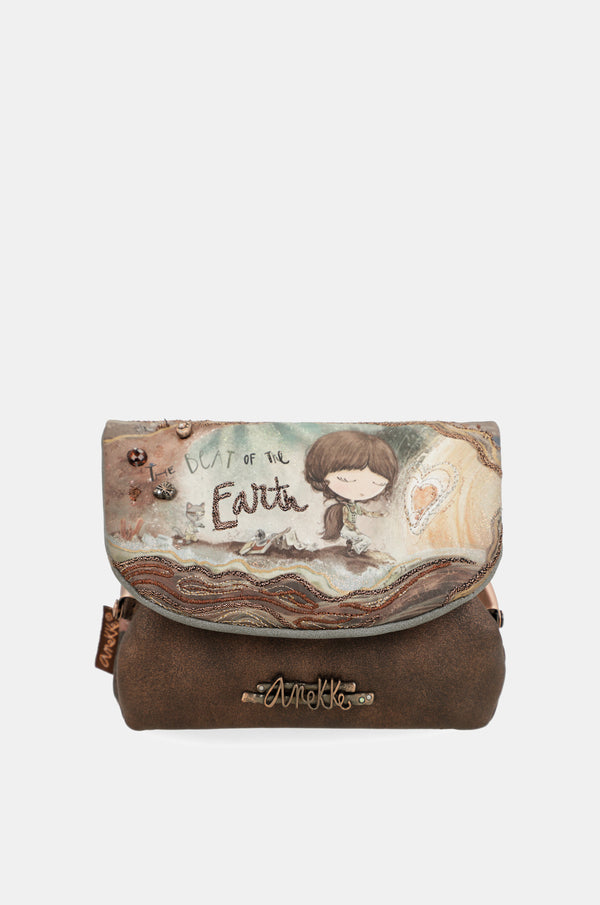 Core coin purse with flap