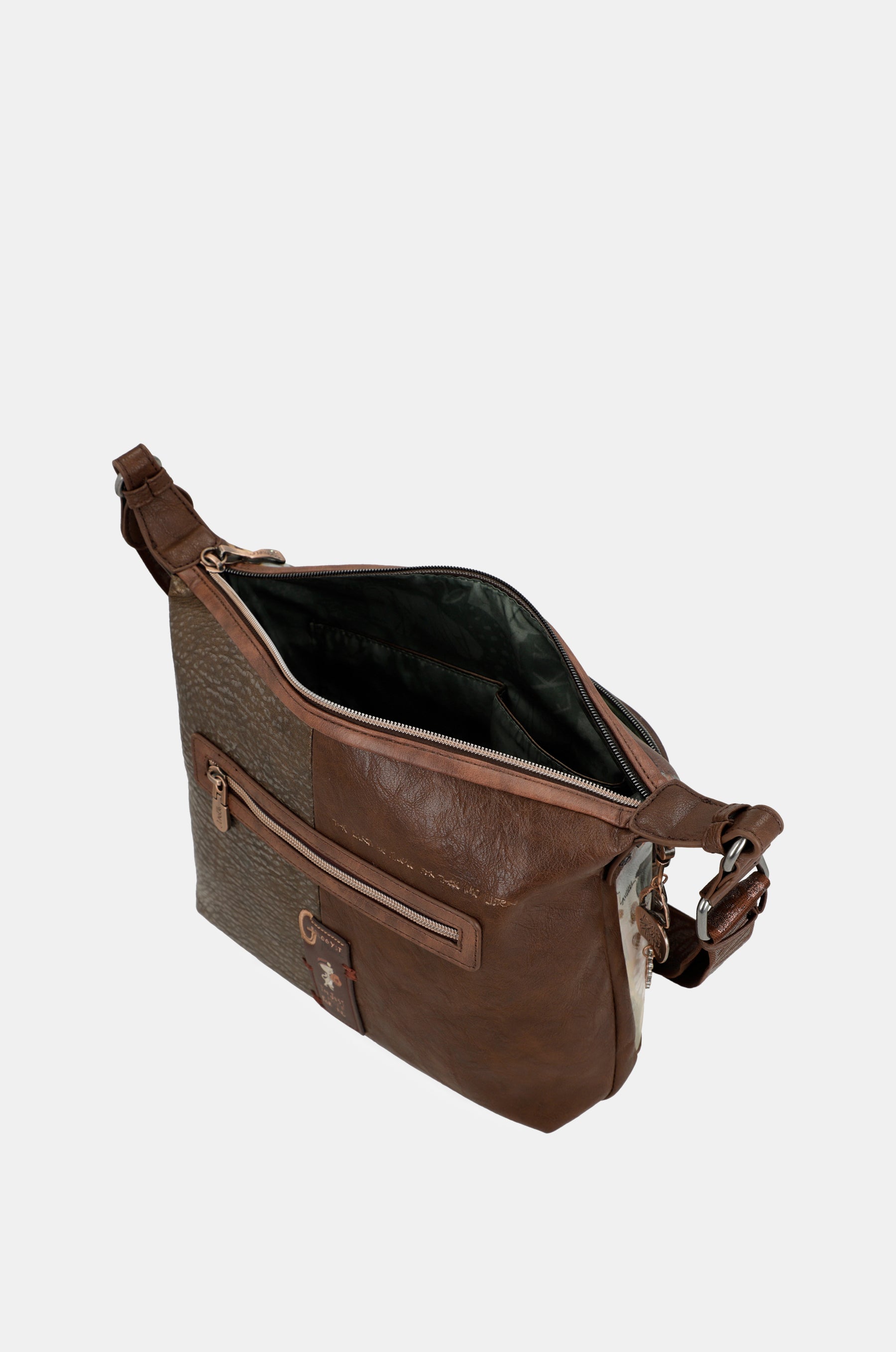 Outer crossbody large bag with pockets