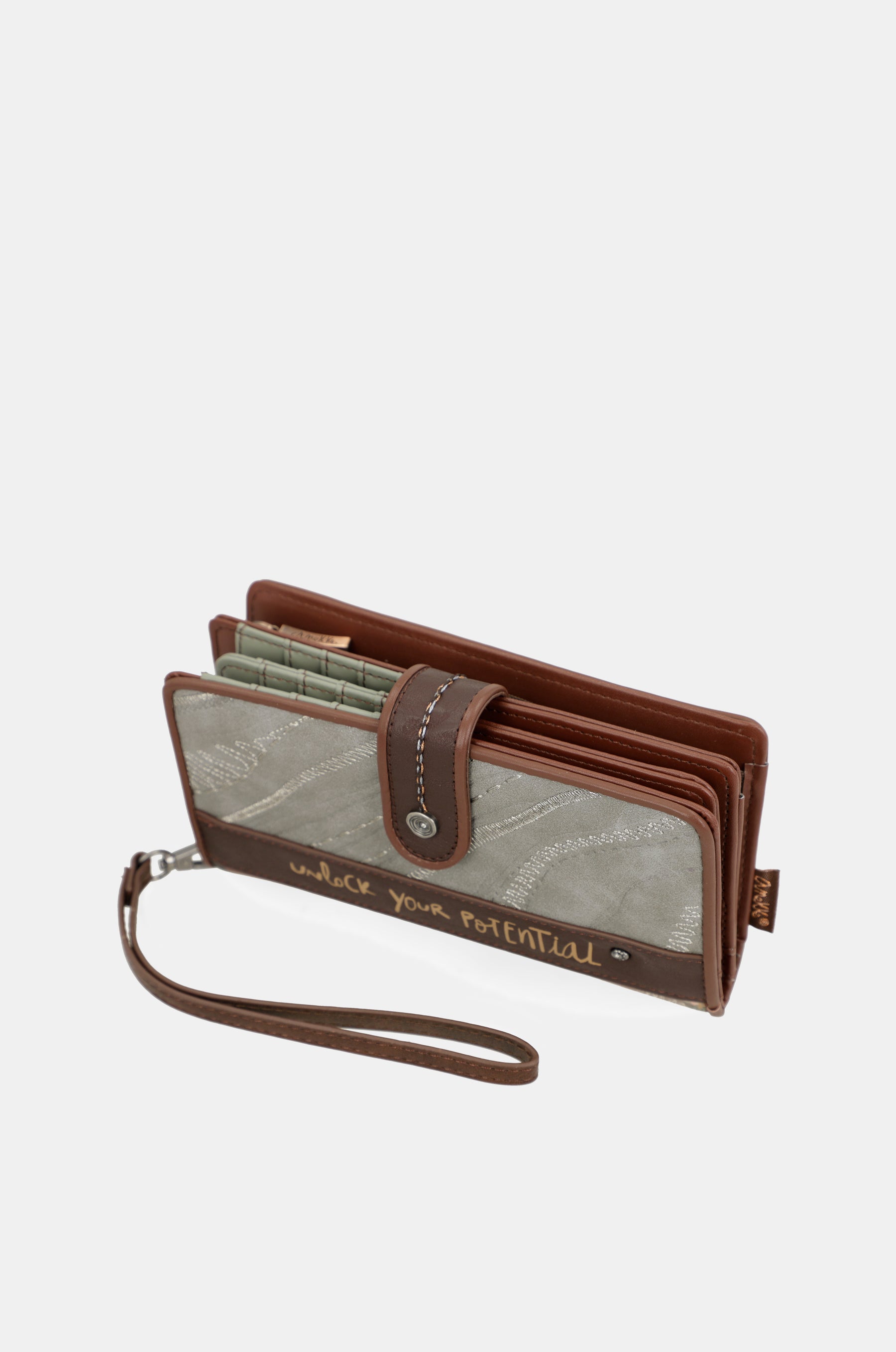 Outer large wallet