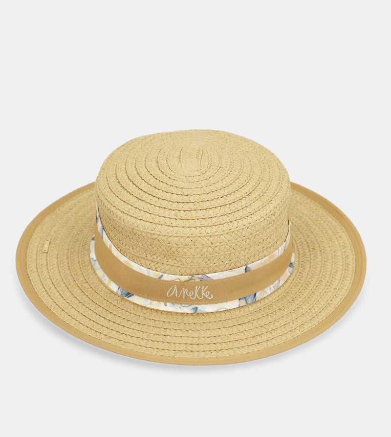 Beige raffia hat