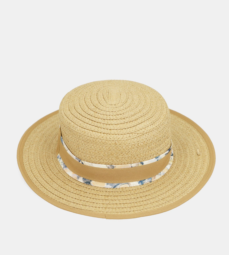 Beige raffia hat