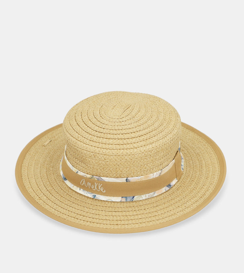 Beige raffia hat