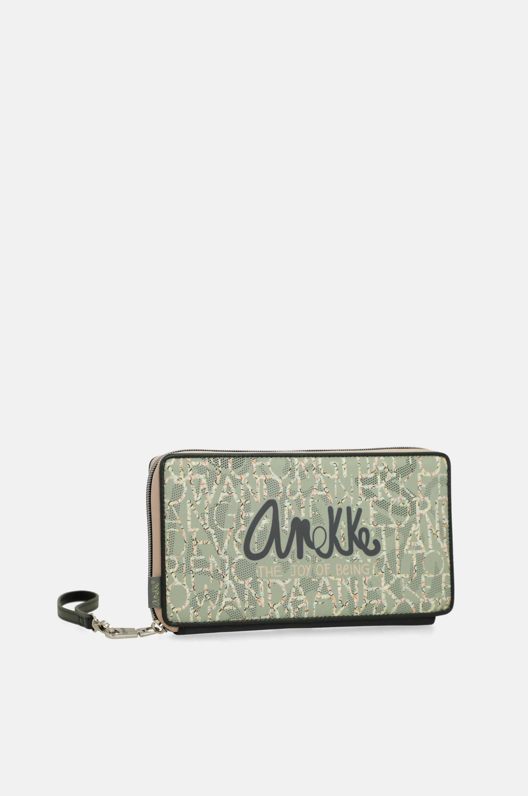 Smart travel wallet