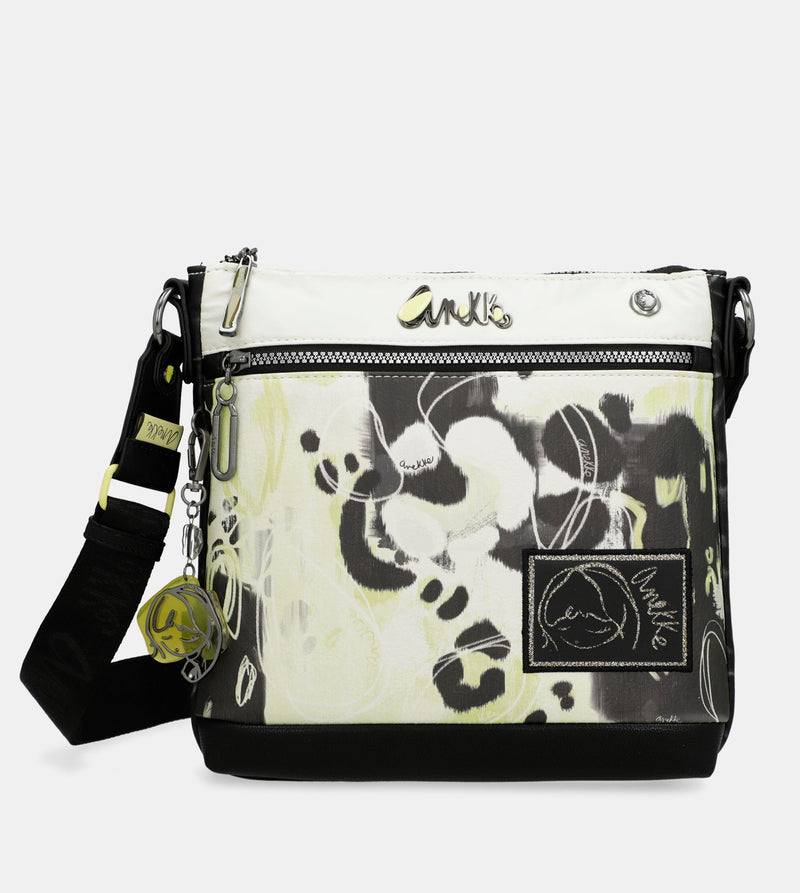 Crossbody bag with front pocket Memories