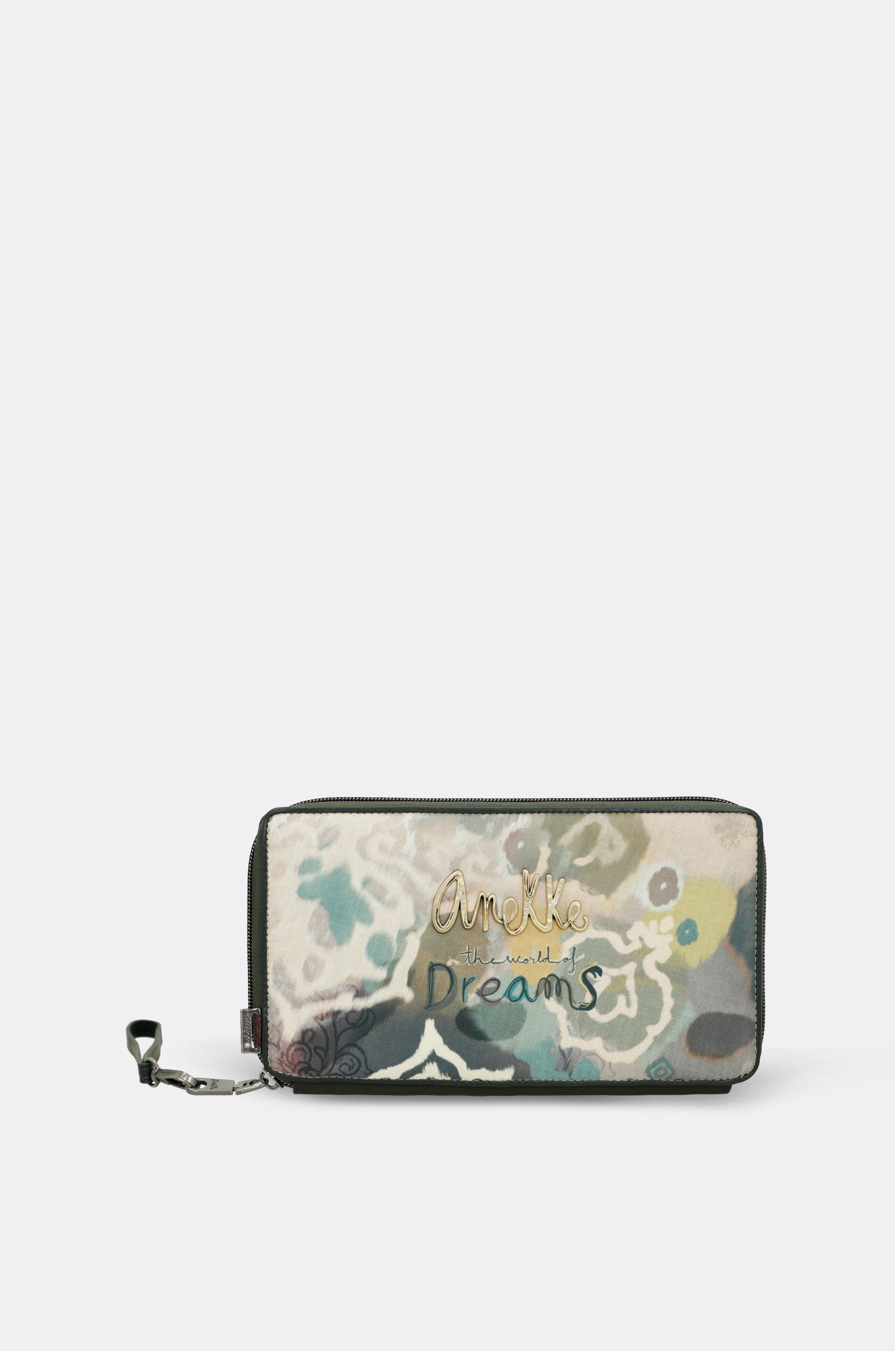 Real travel wallet
