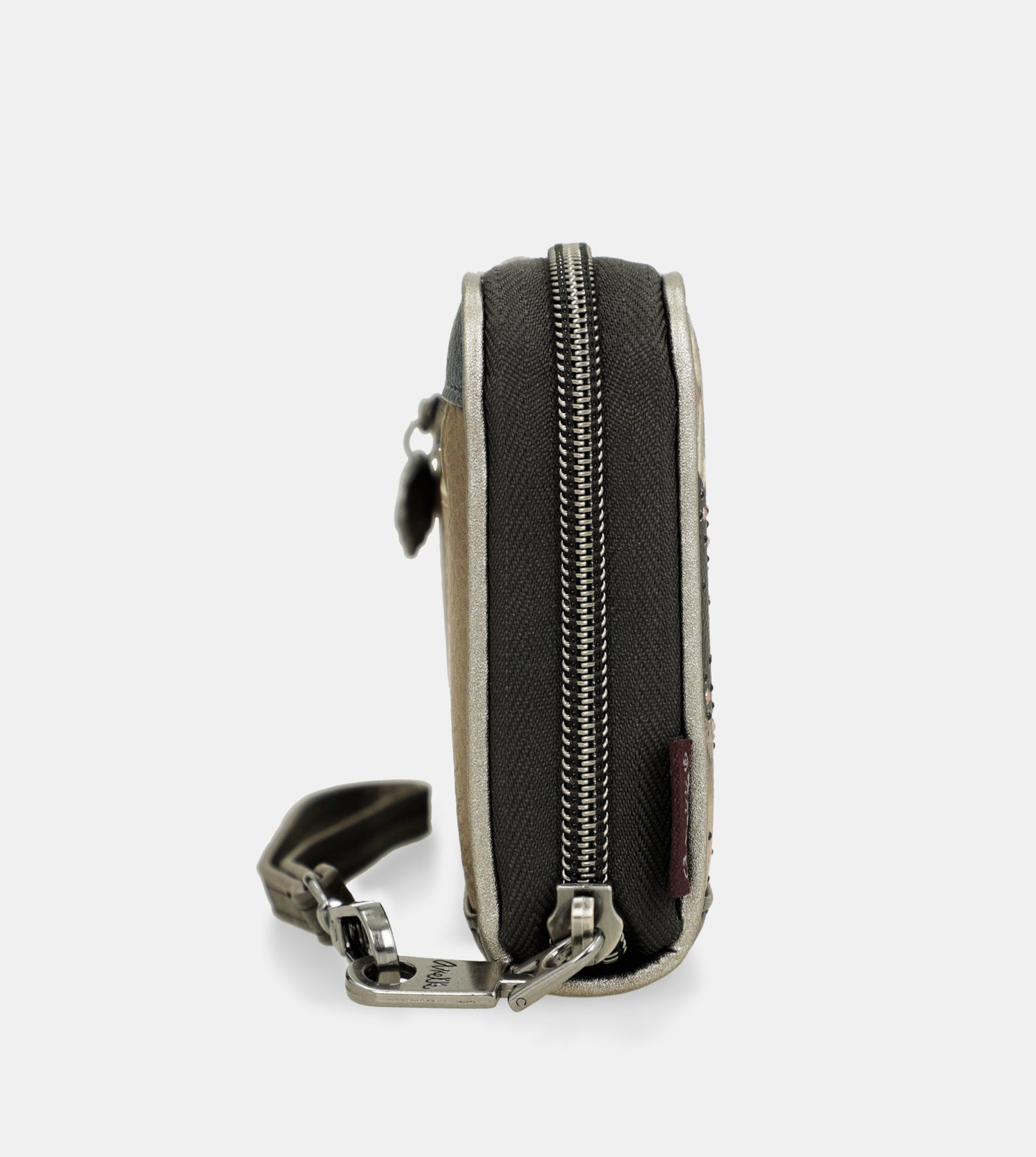 Manifesto large printed RFID wallet