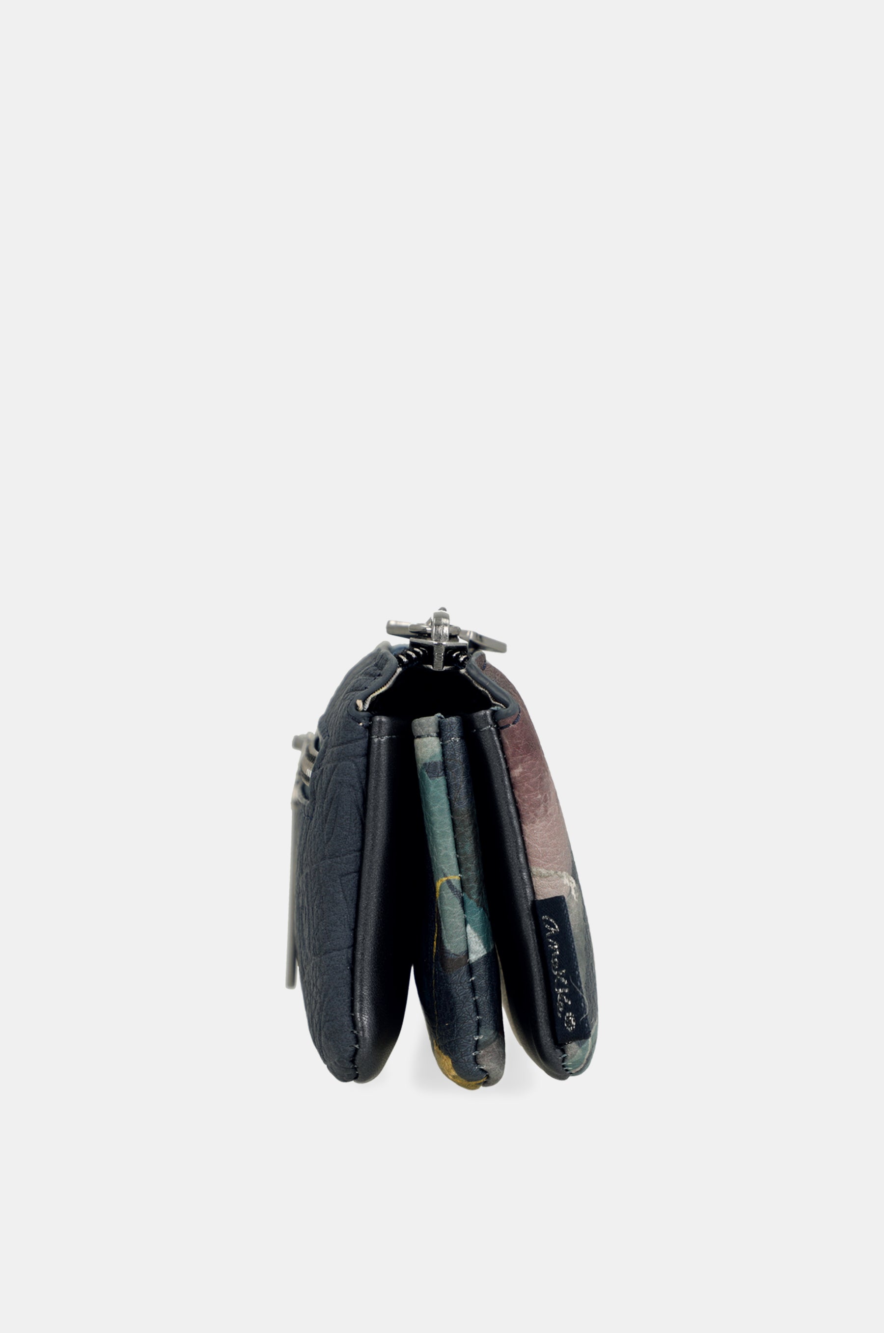 Evolution 3-compartment coin purse