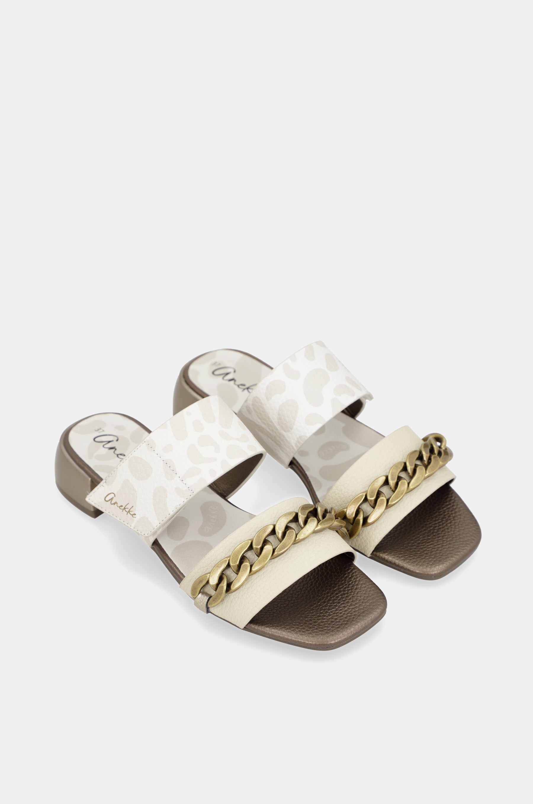 Gaia heeled sandals with chain links