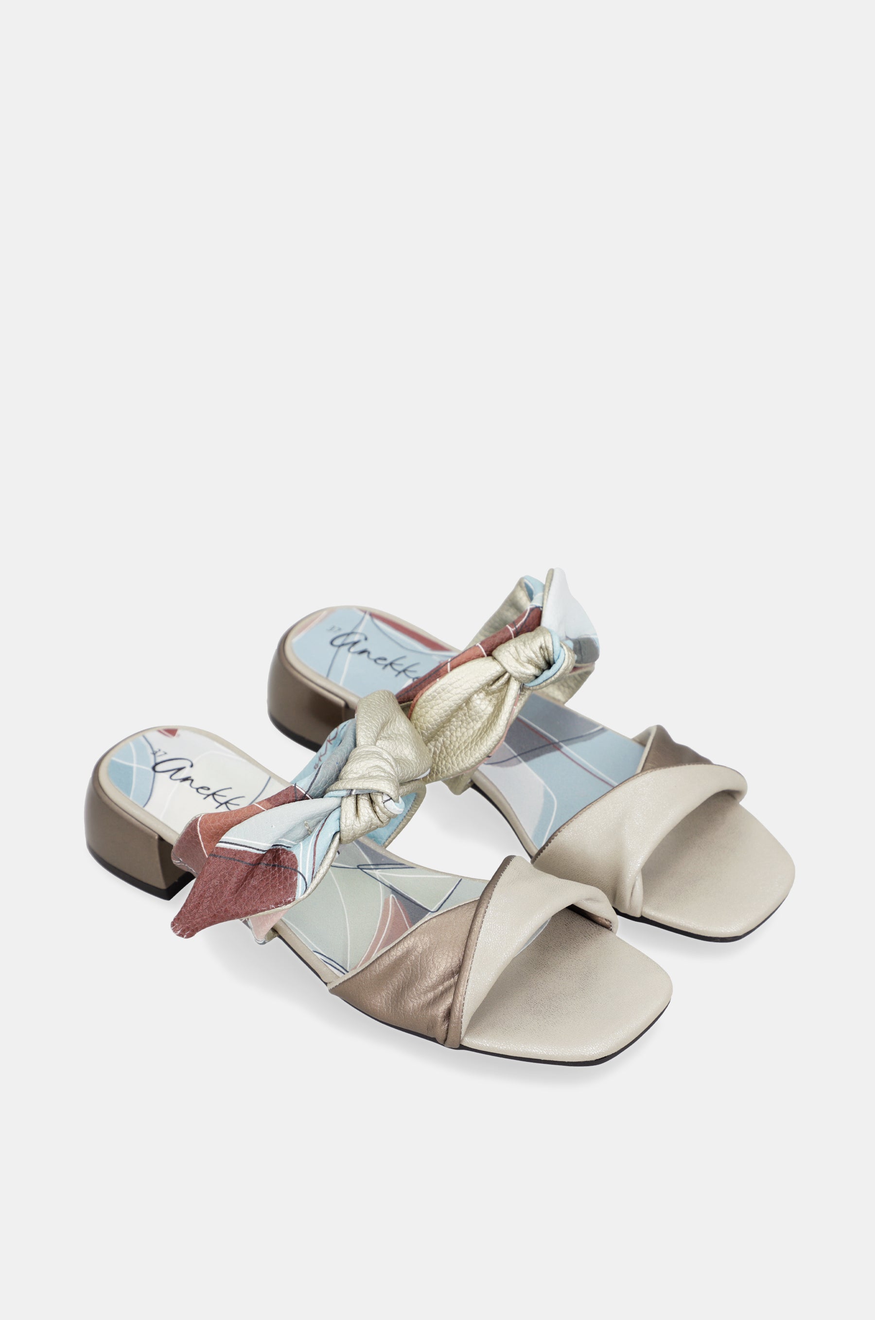 Auralis heeled sandals with knot