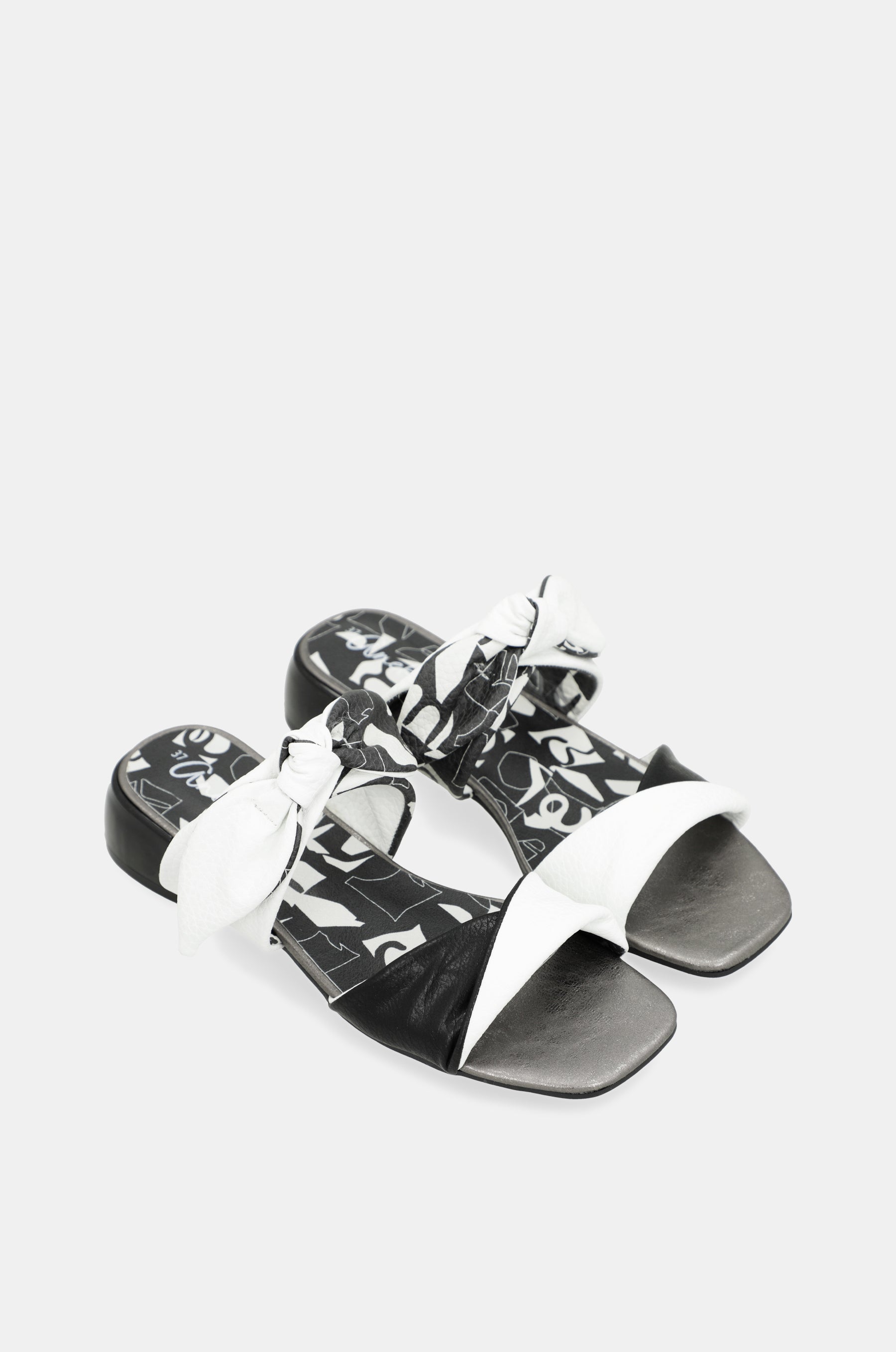 Bloom heeled sandals with knot