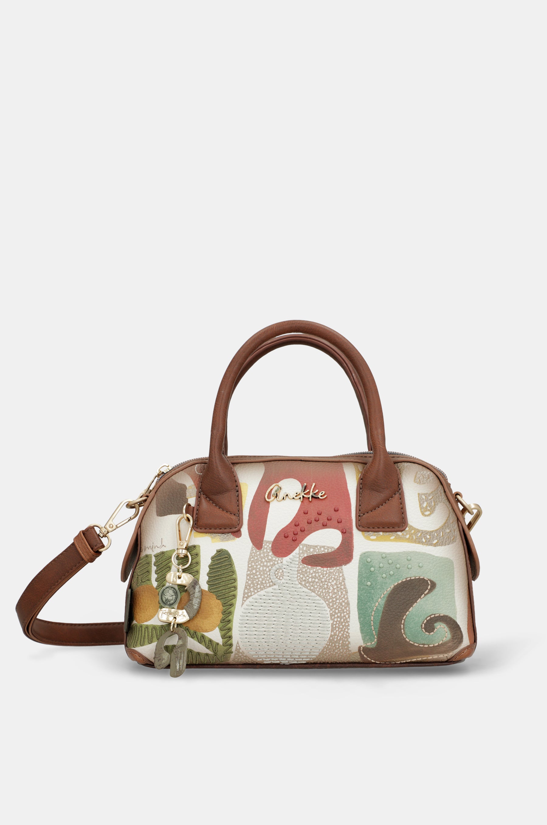 Small short-handle bag Amphora