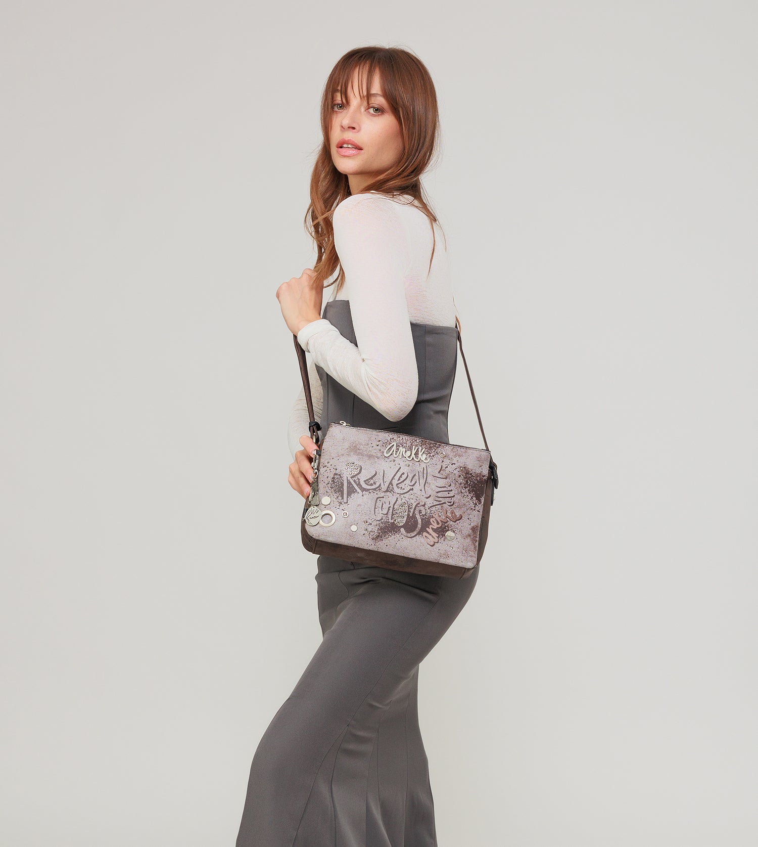 Mantle medium crossbody bag