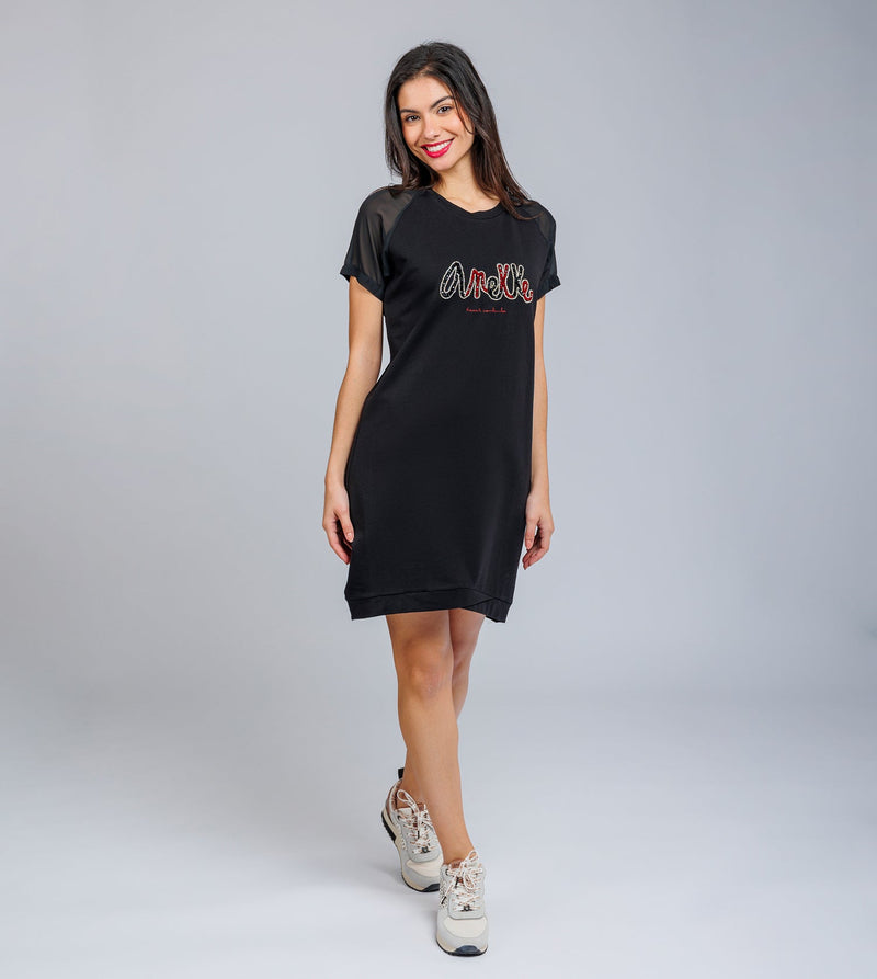 Black short-sleeve dress