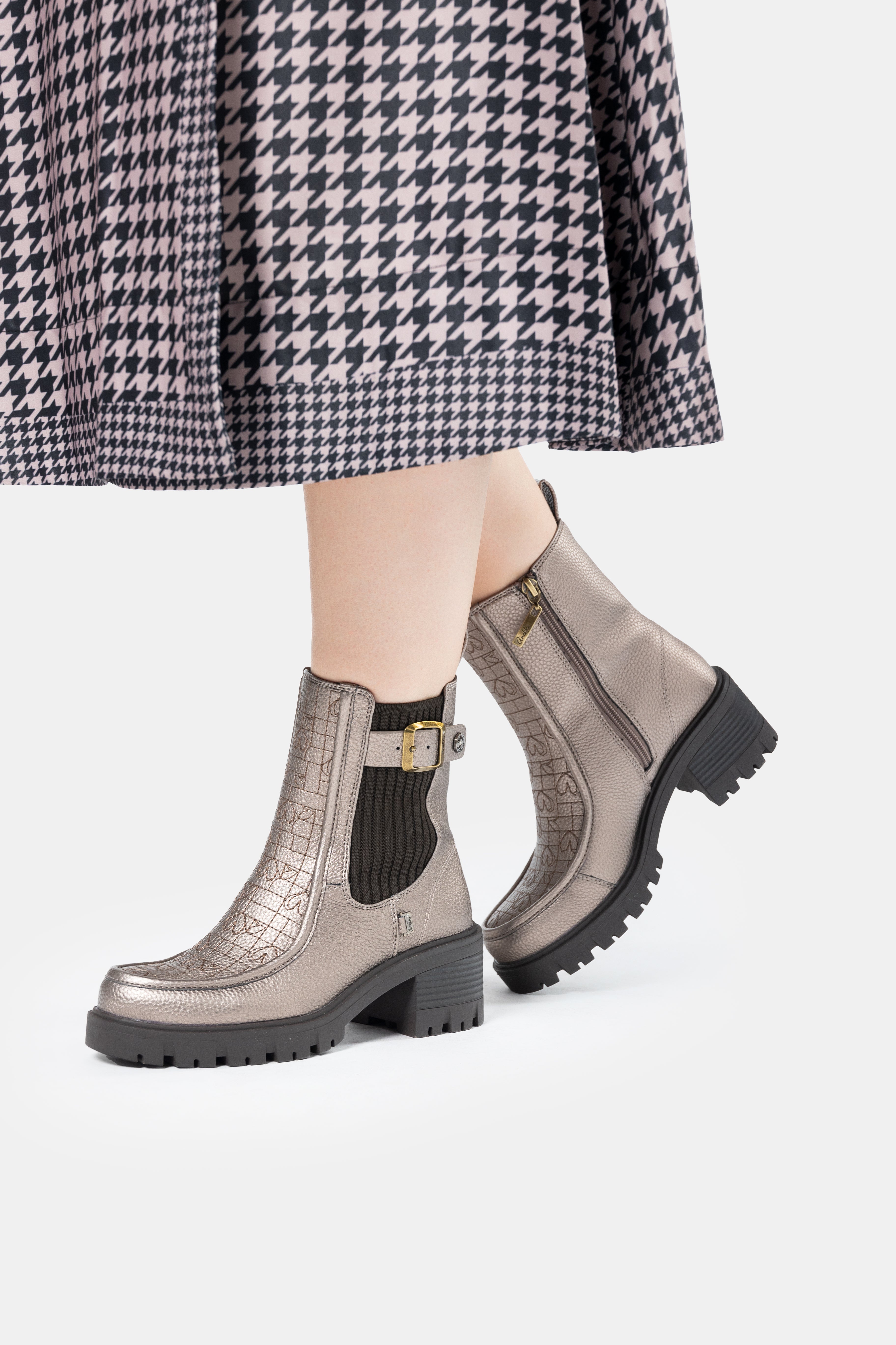 Studio gold ankle boot