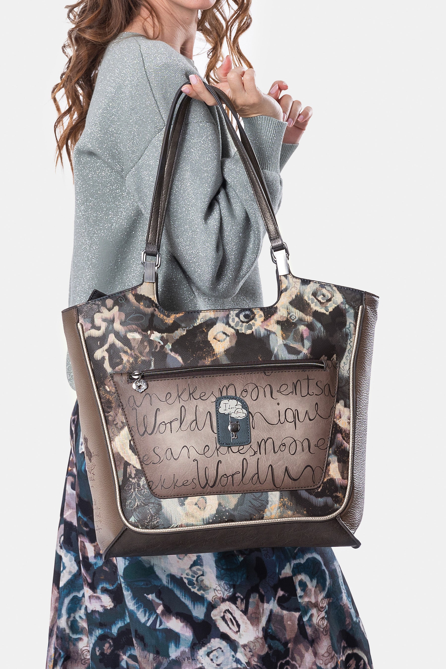 Real shopping bag