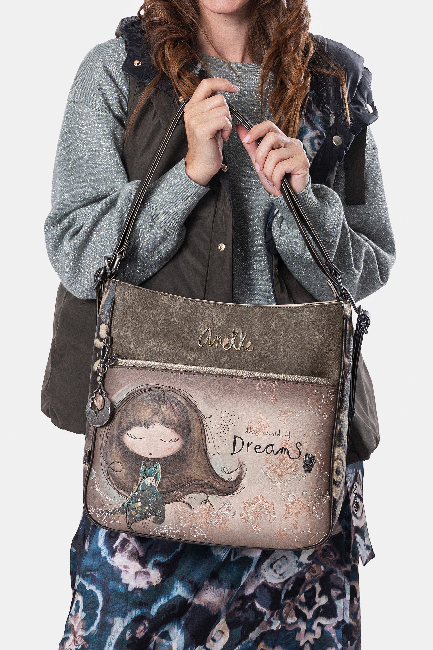 Real bag convertible into backpack