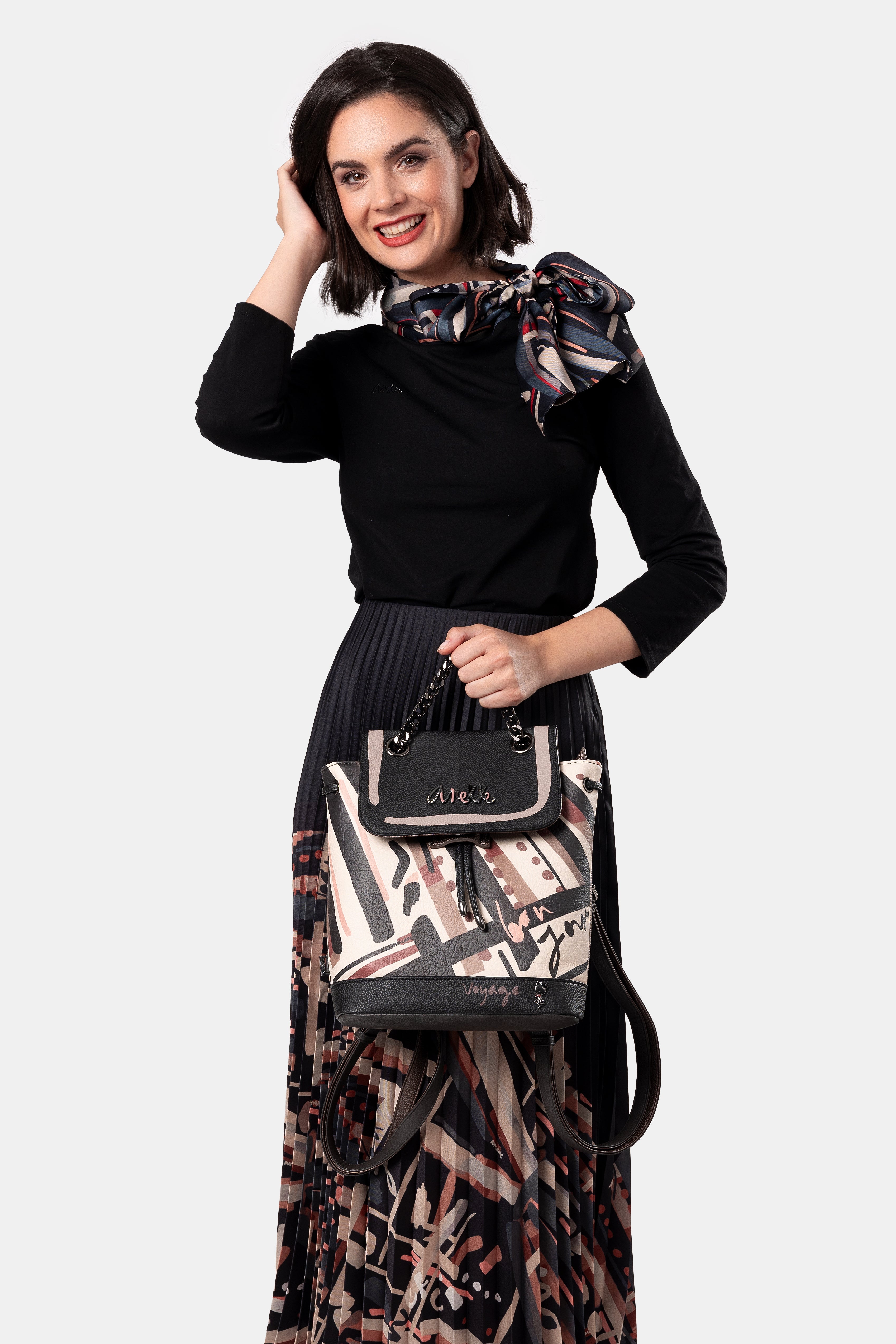 Parisian flap backpack