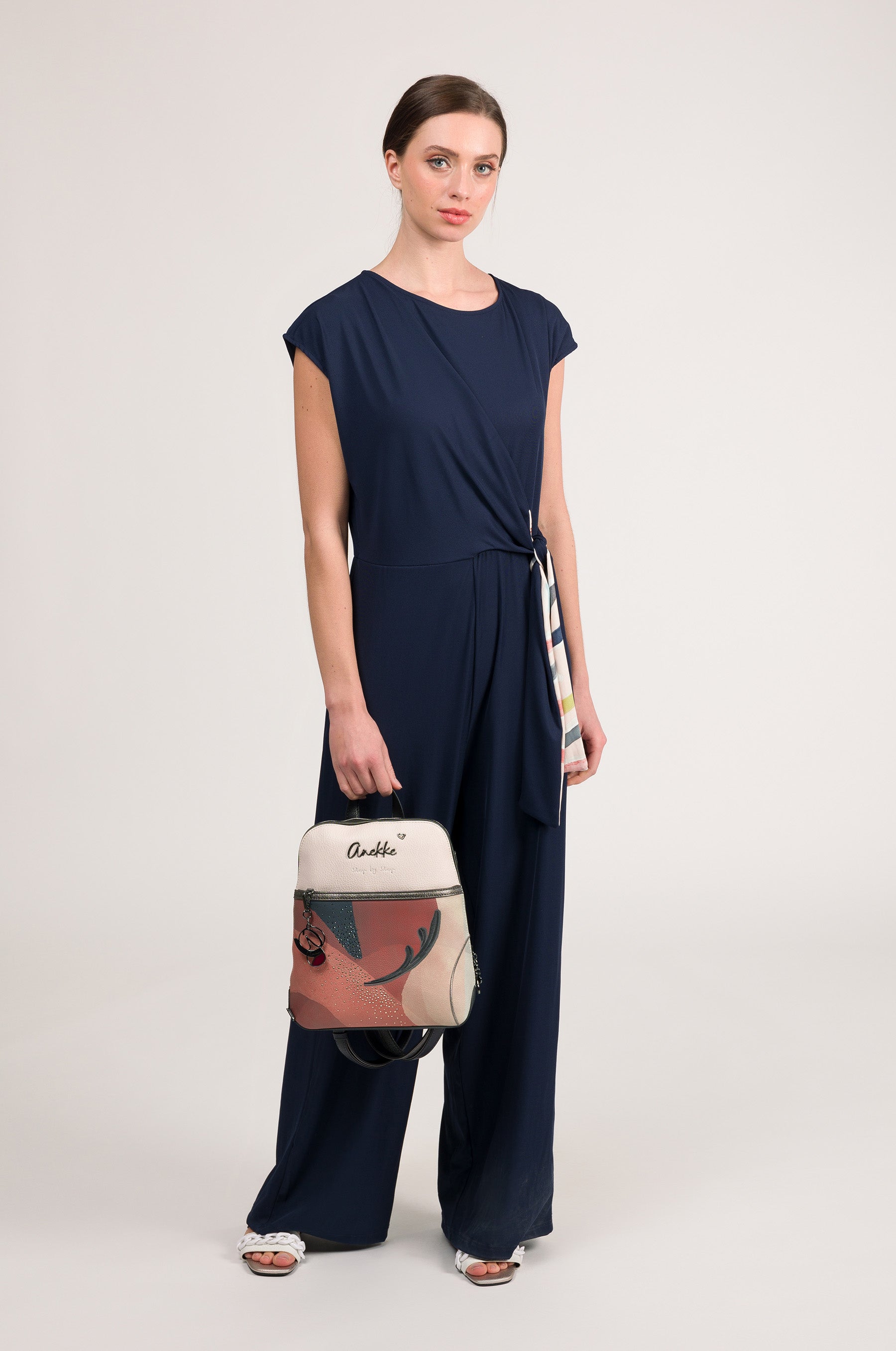 Backpack with front pocket Eikon