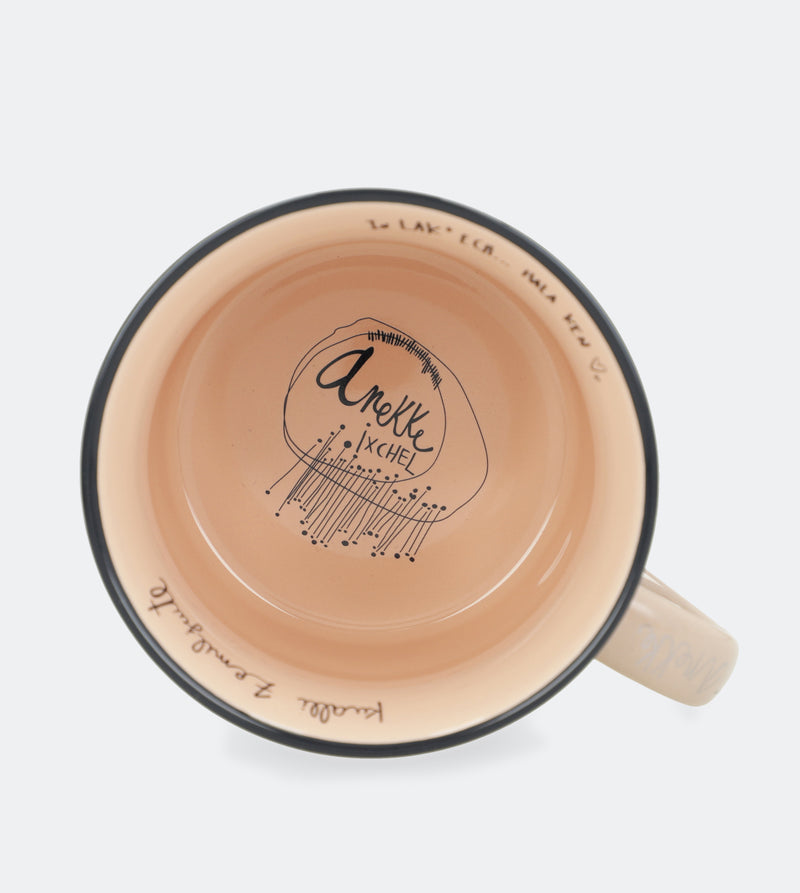 Porcelain mug