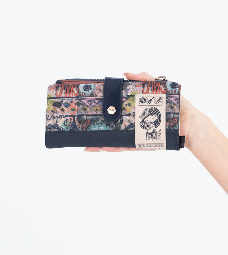 Nature Edition Wallet with a zip