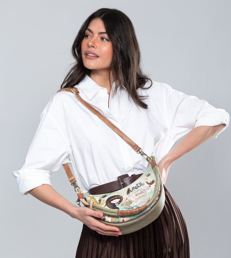 Amazonia oval crossbody bag plus messenger bag