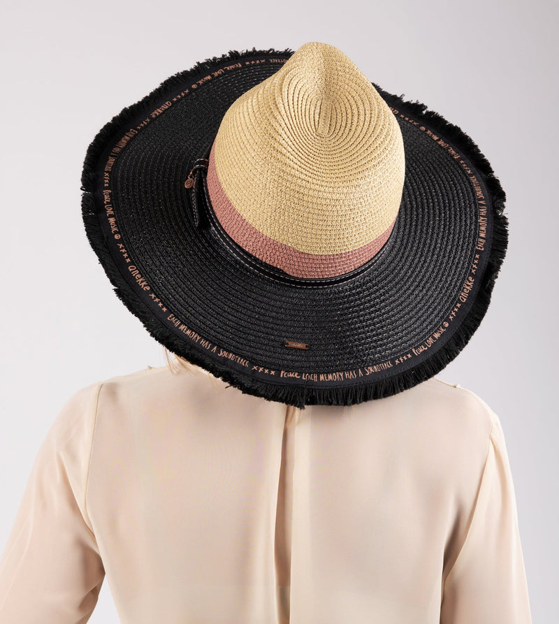 Contrast raffia hat