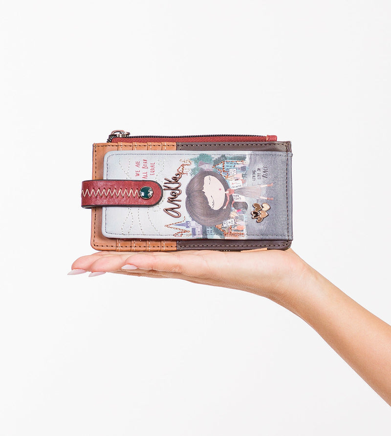 Card holder Voice
